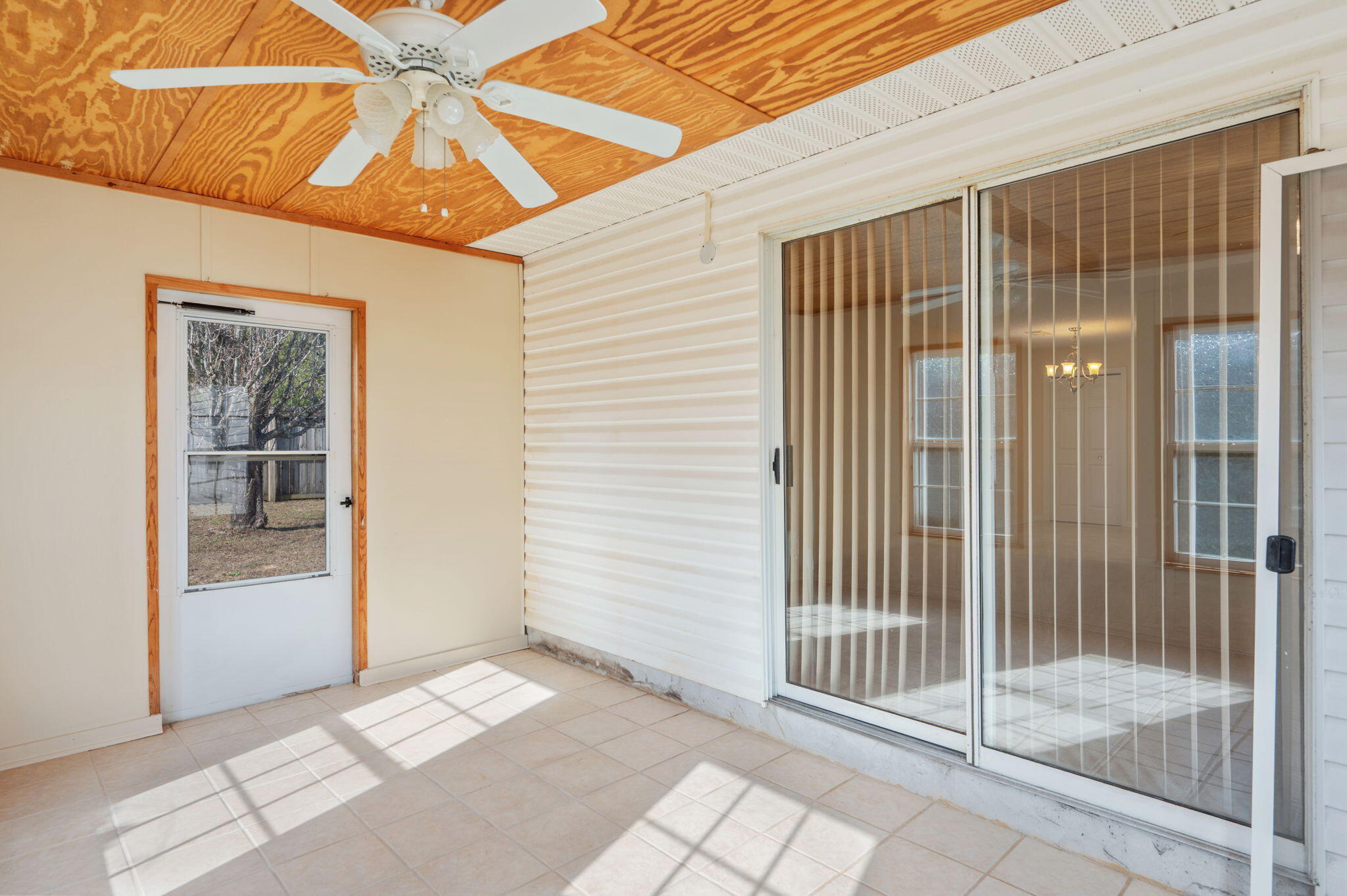 FAIRCHILD ESTATES BLK B LOT 2 - Residential