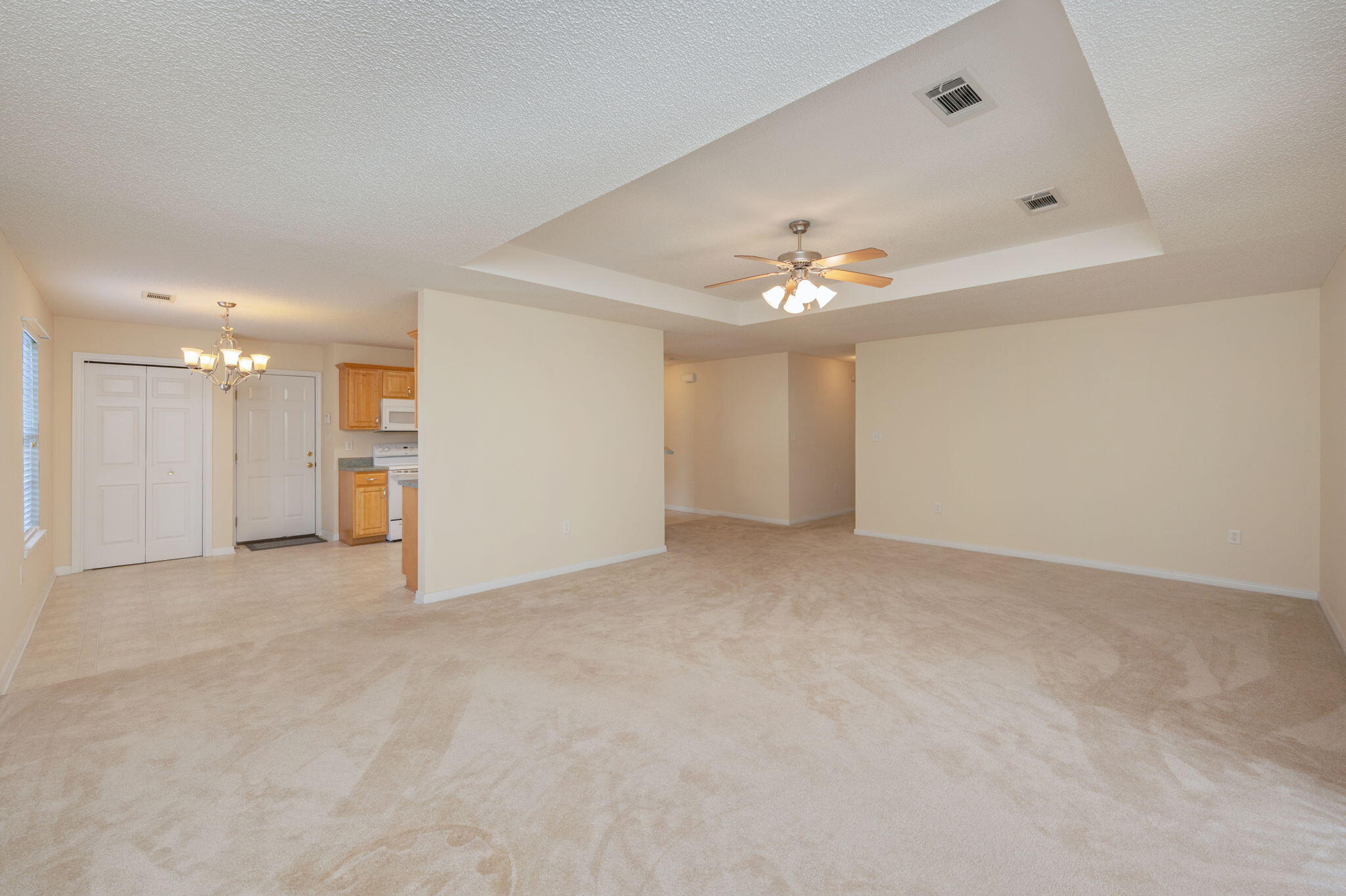 FAIRCHILD ESTATES BLK B LOT 2 - Residential