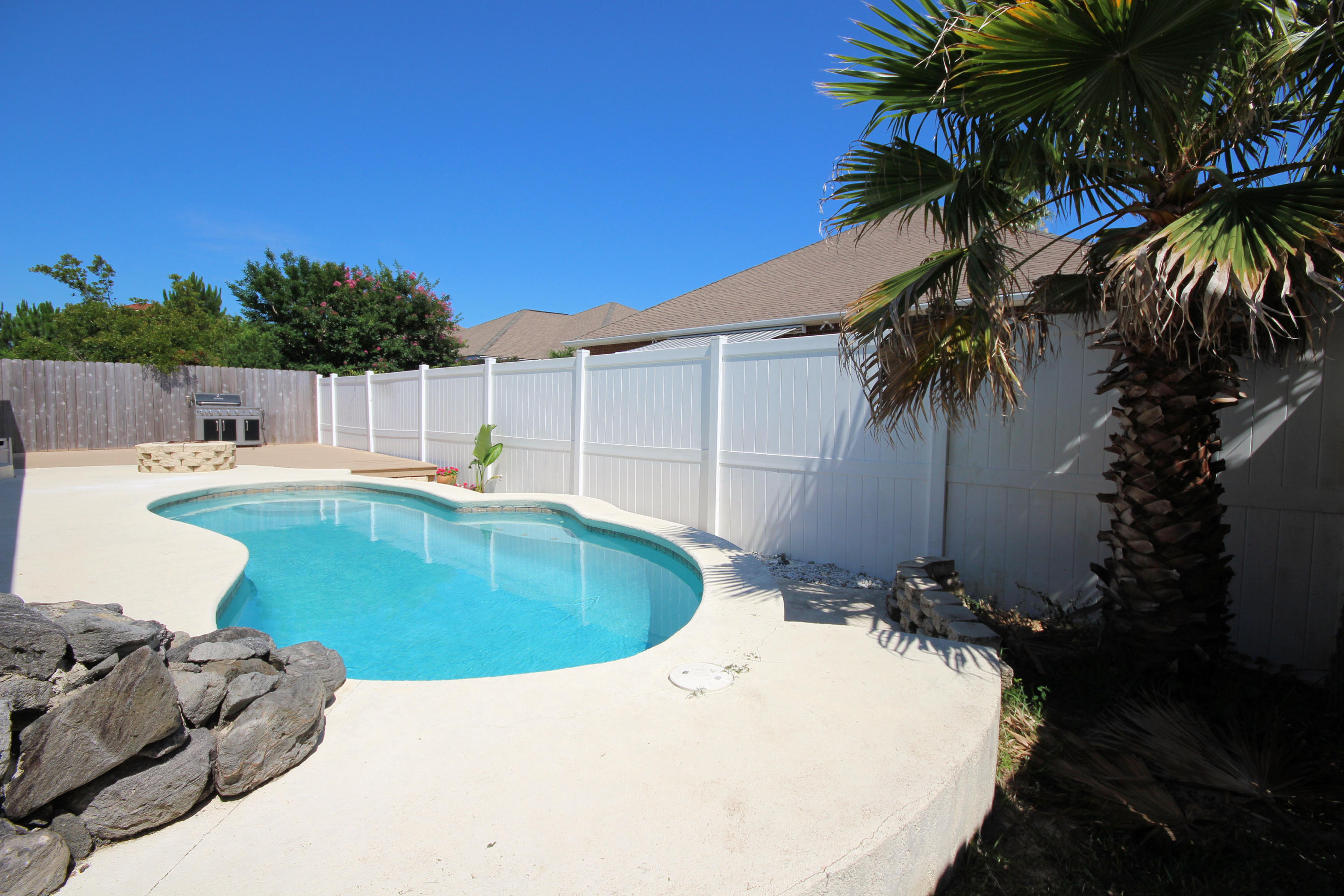 SPARKLING WATERS - Residential