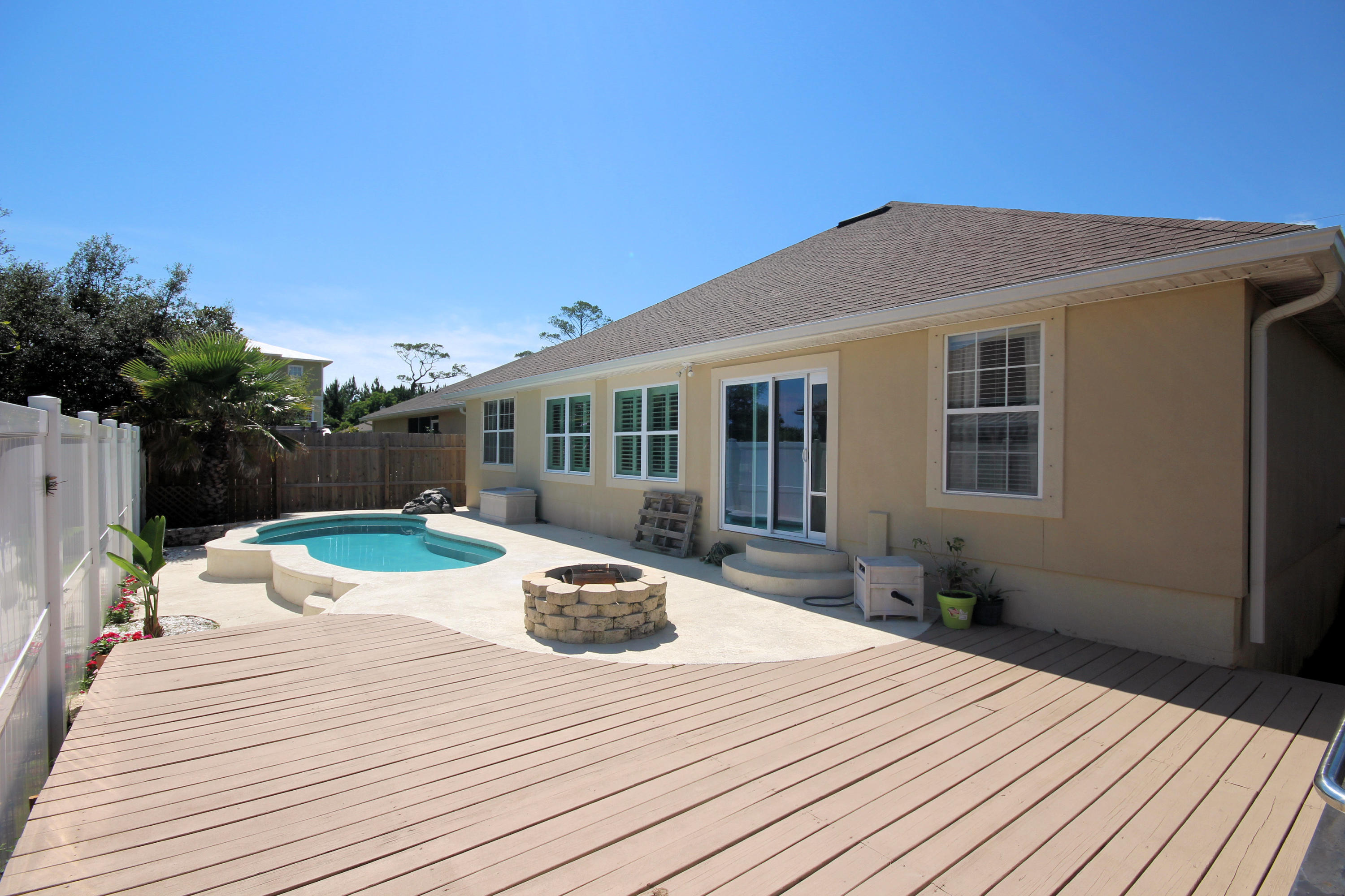 SPARKLING WATERS - Residential