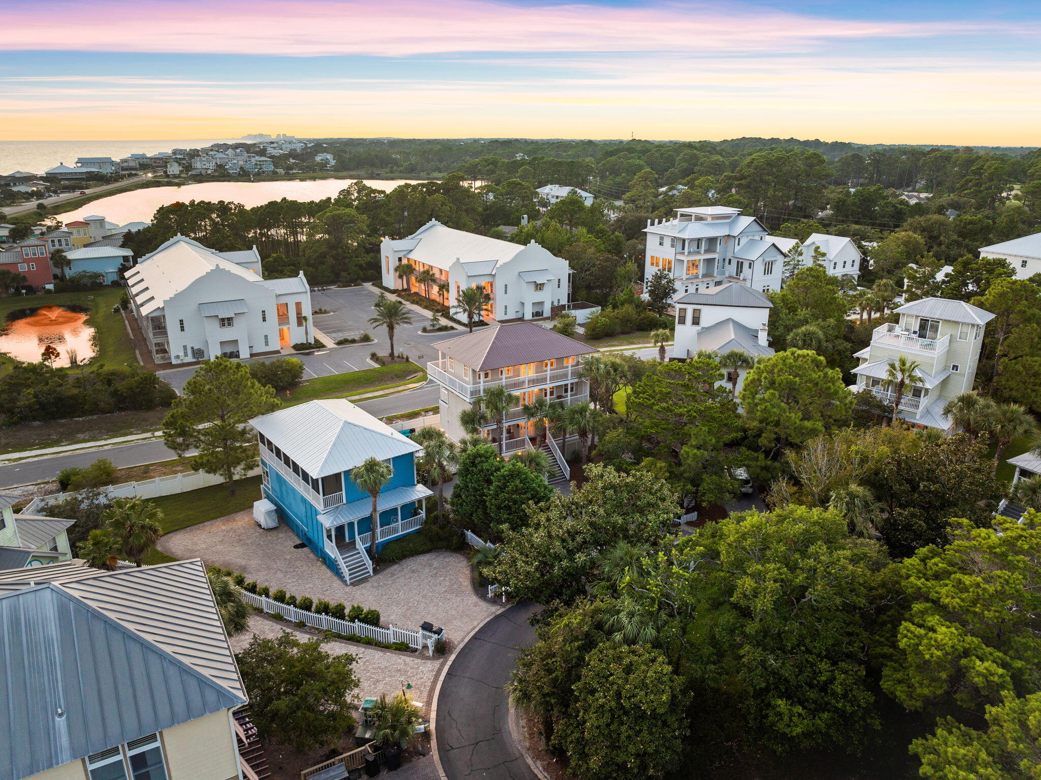 CALYPSO POINTE - Residential