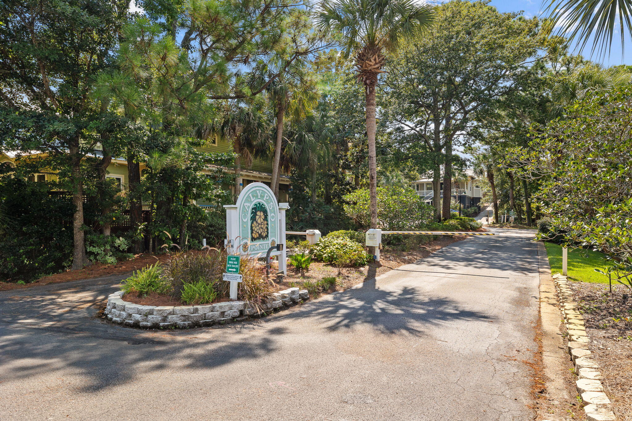 CALYPSO POINTE - Residential