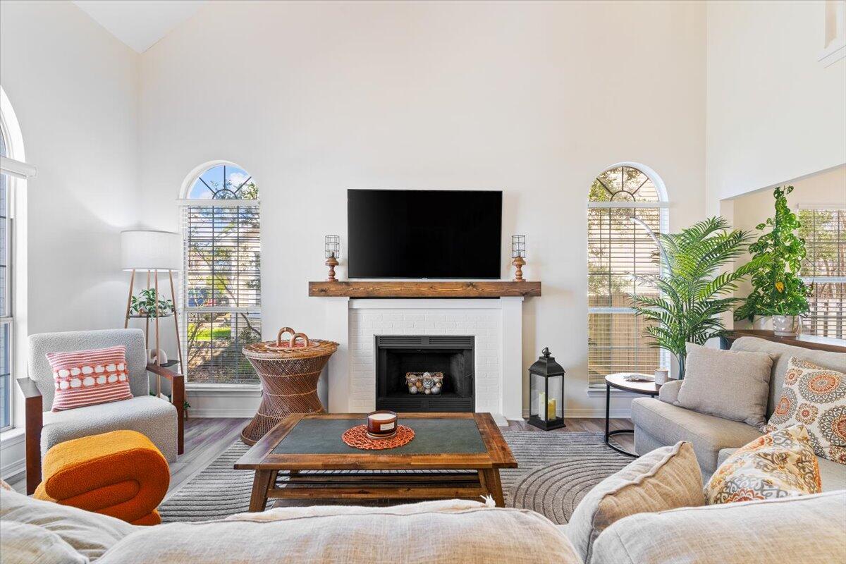 BROOKWOOD - Residential