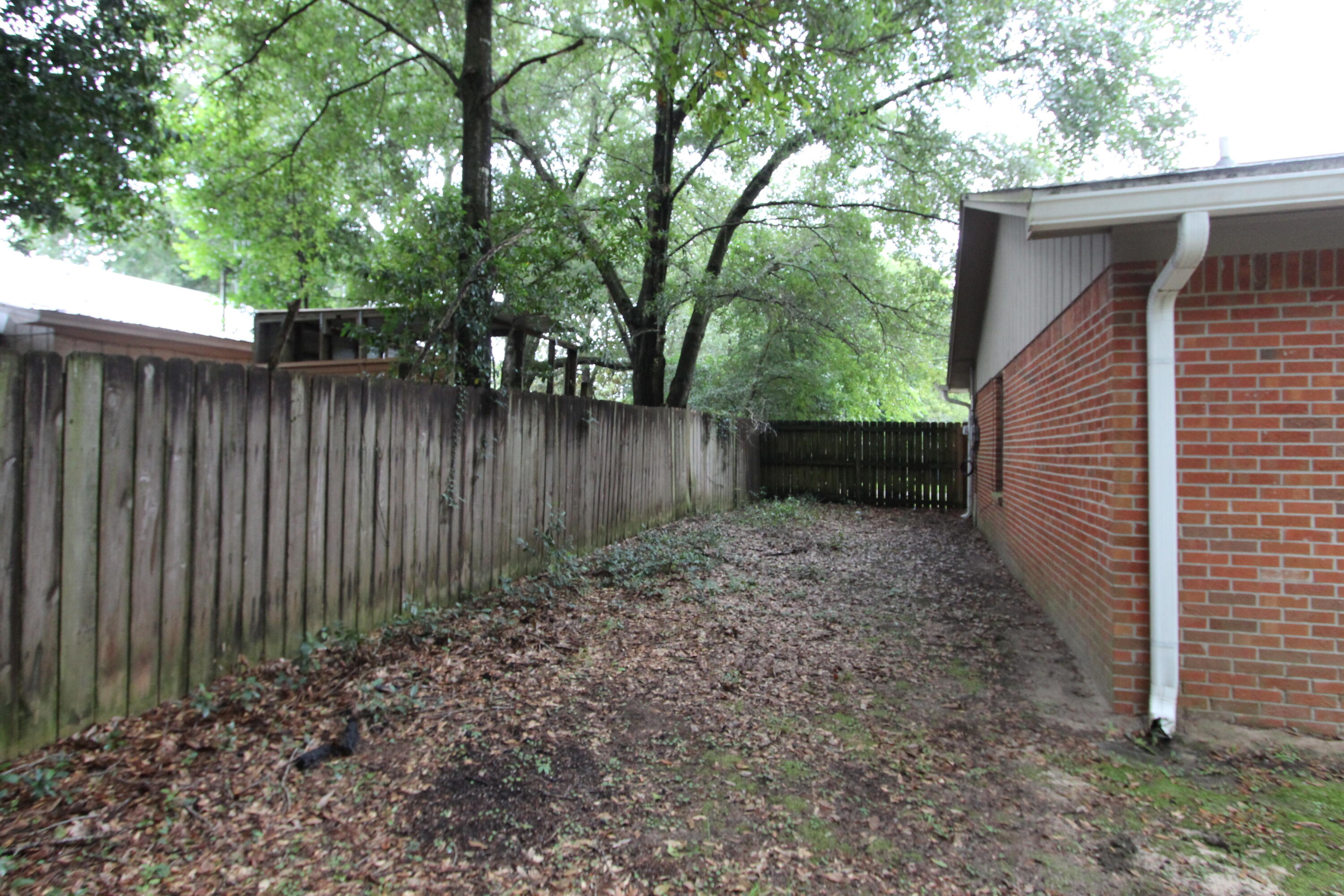 MORRIS ADDN TO CRESTVIEW - Residential