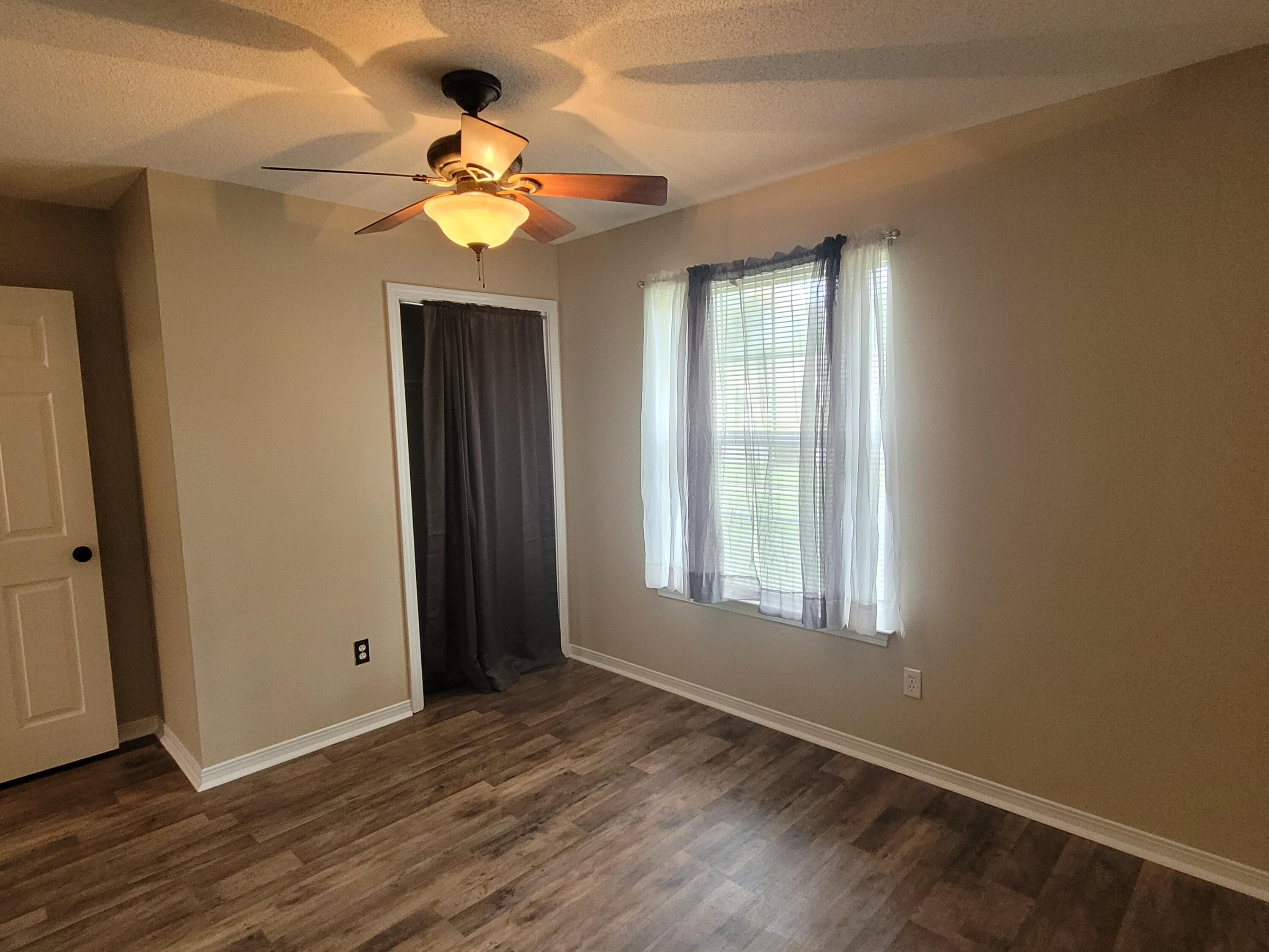 SANDALWOOD - Residential Lease