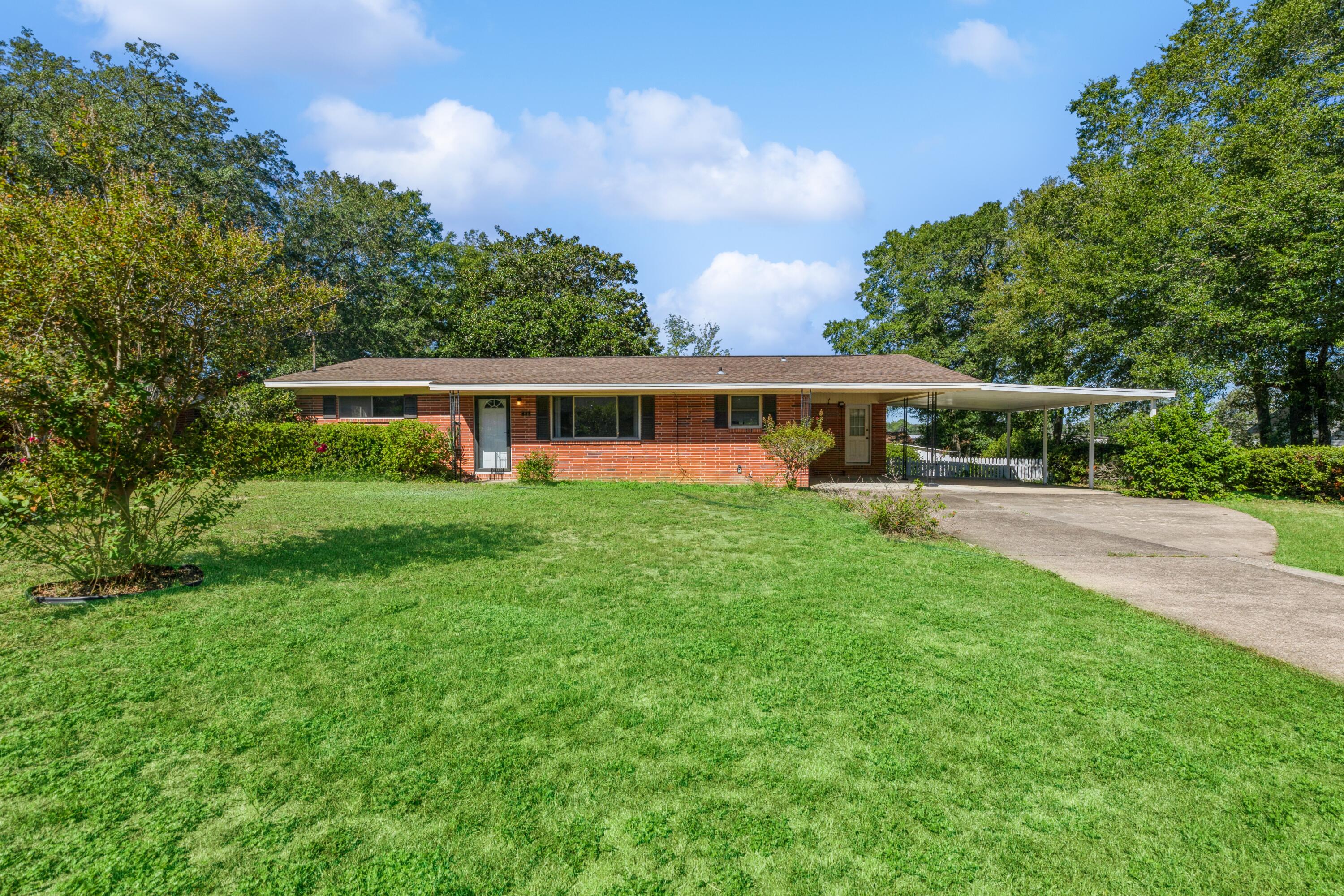 This charming 3 bedroom, 1.5 bathroom home is located in the heart of Valparaiso and completely move-in ready! The home boasts new carpet in each of the bedrooms and is freshly painted throughout. The large backyard is perfect for entertaining and the two sheds offer ample storage. Located just minutes from Eglin AFB, VPS Airport, and Niceville schools, this would make a perfect family home or investment property. Roof is 2021.