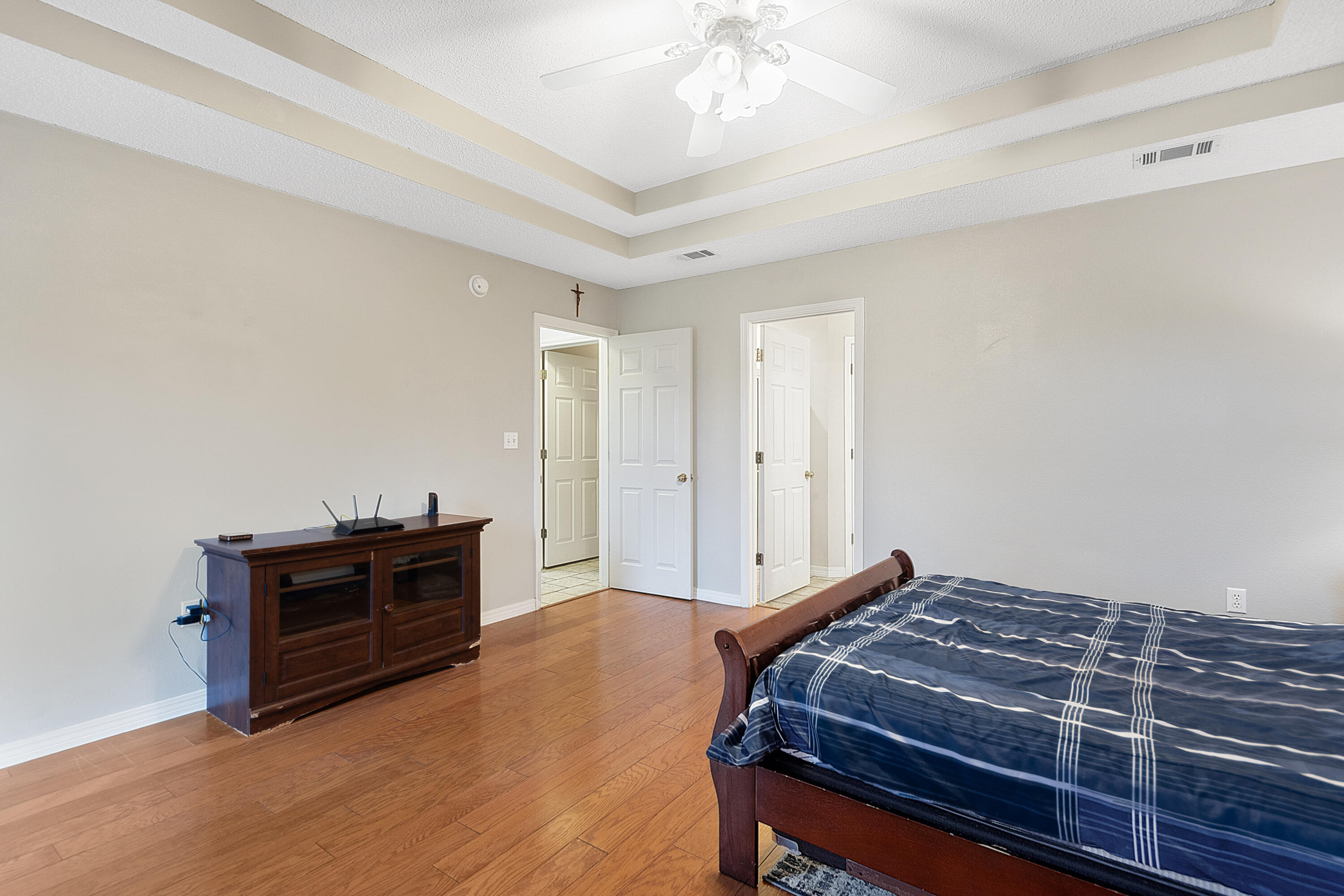 NORTH SUPERGROUP (221000.00) - Residential