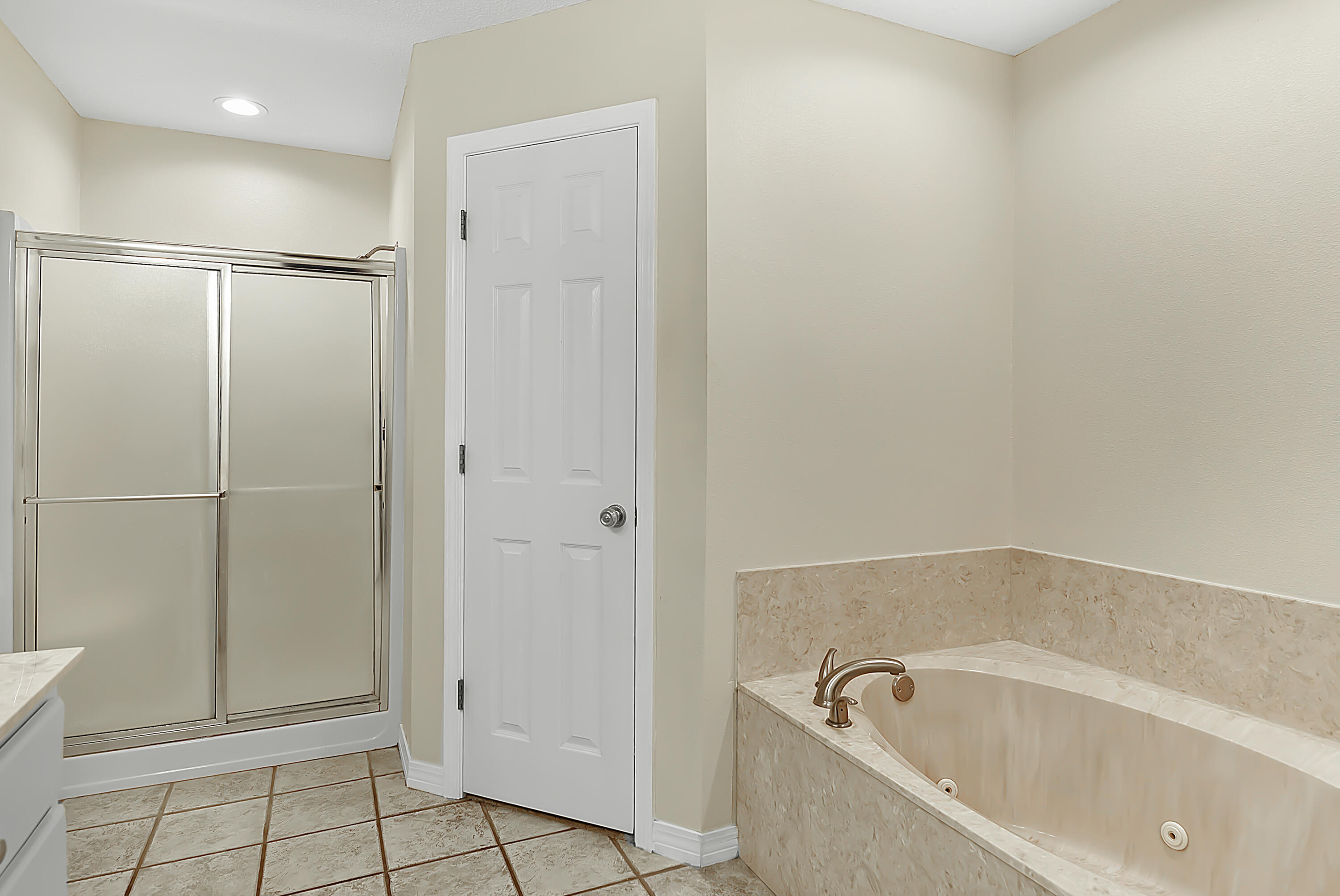 NORTH SUPERGROUP (221000.00) - Residential