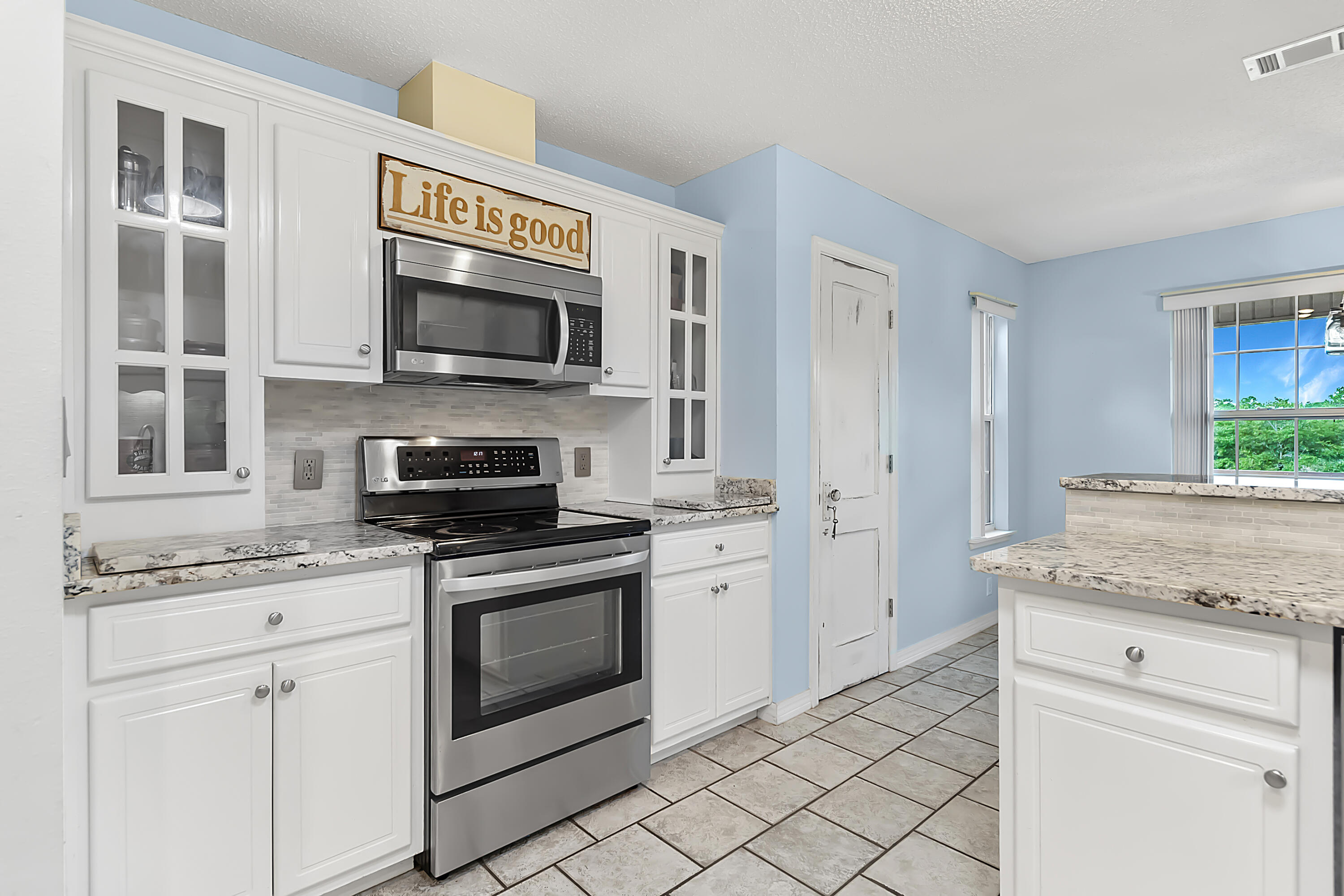 NORTH SUPERGROUP (221000.00) - Residential