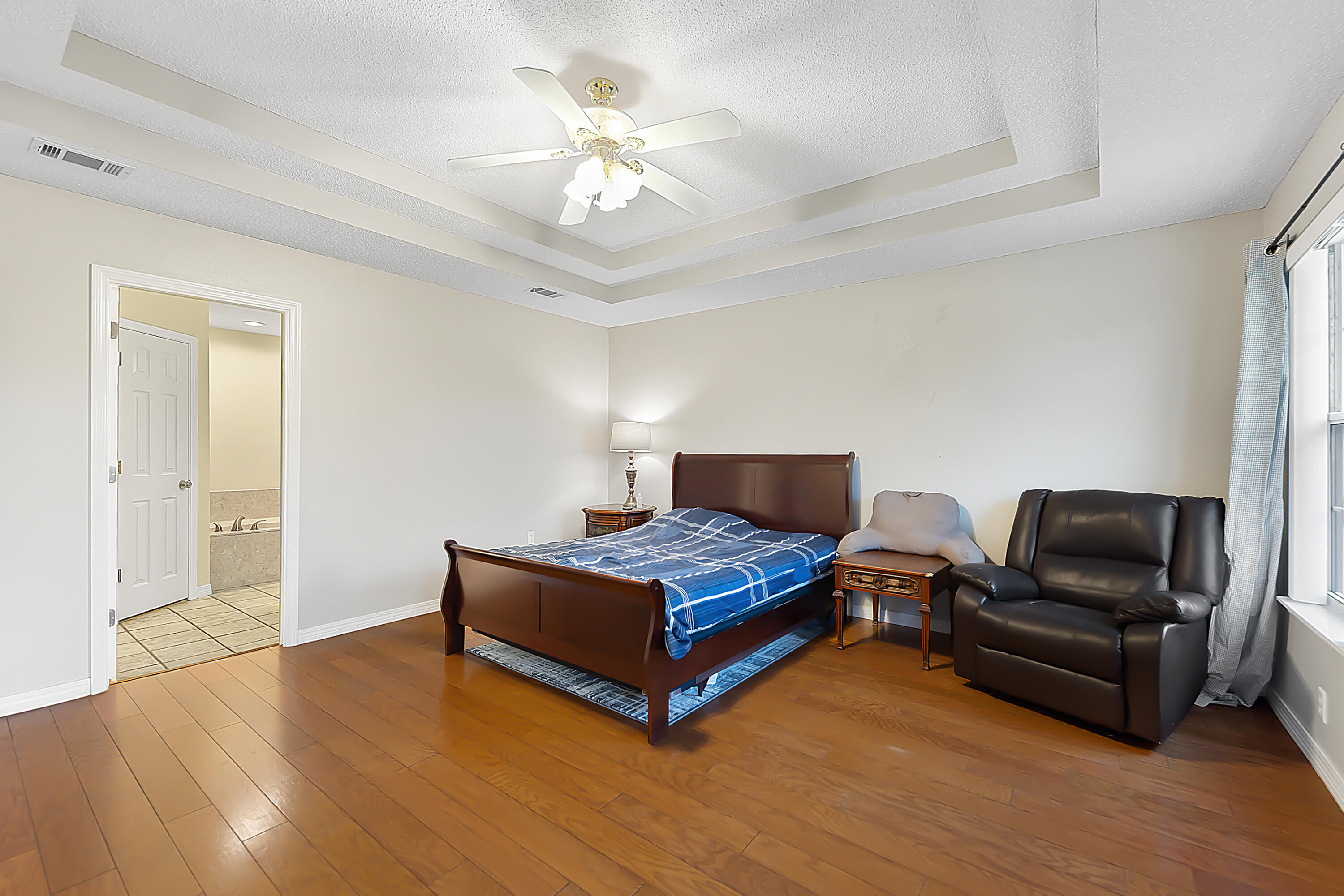 NORTH SUPERGROUP (221000.00) - Residential