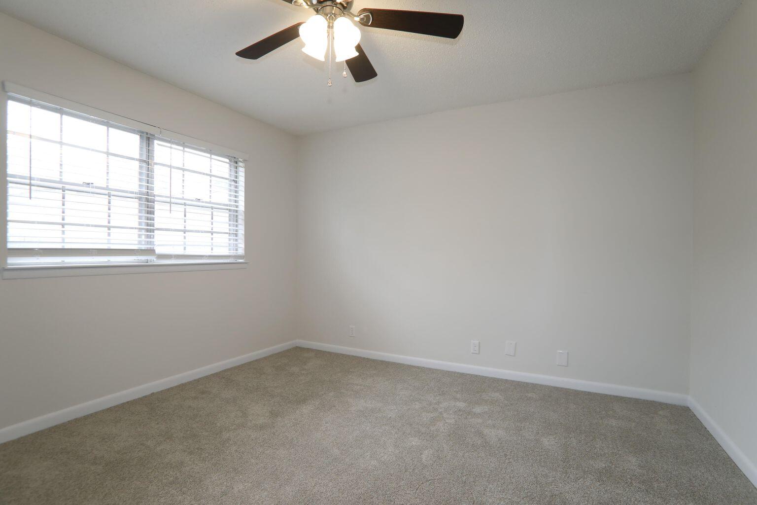 EDGEWATER VILLAGE - Residential