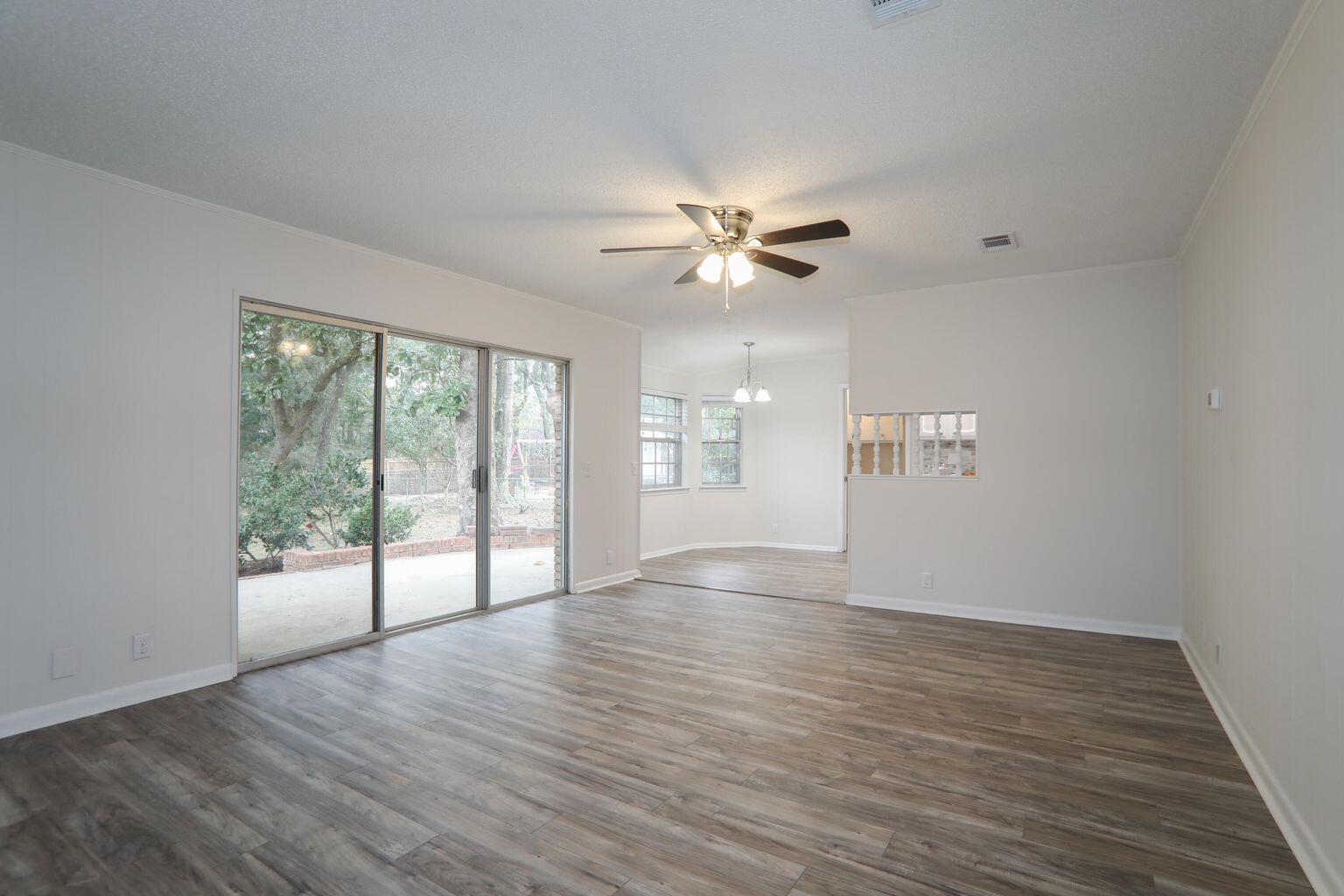 EDGEWATER VILLAGE - Residential