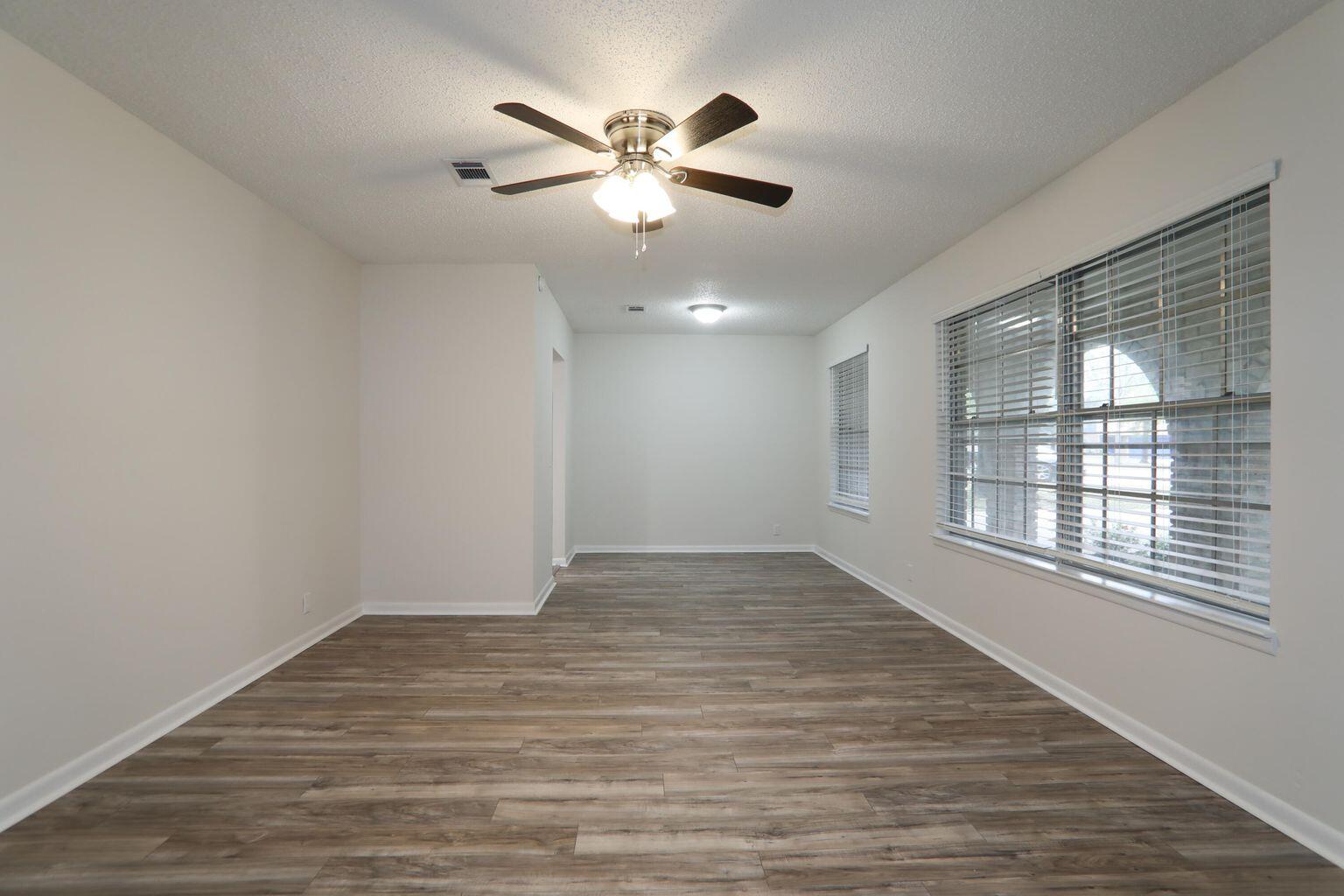 EDGEWATER VILLAGE - Residential