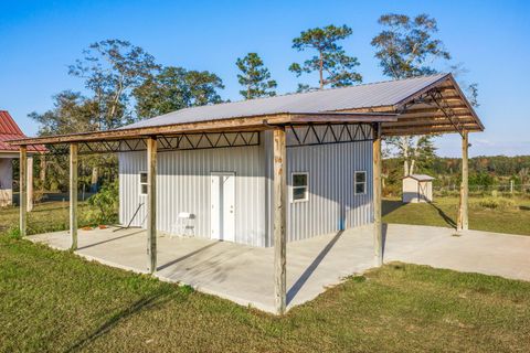 A home in Bonifay