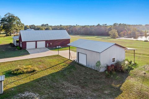 A home in Bonifay