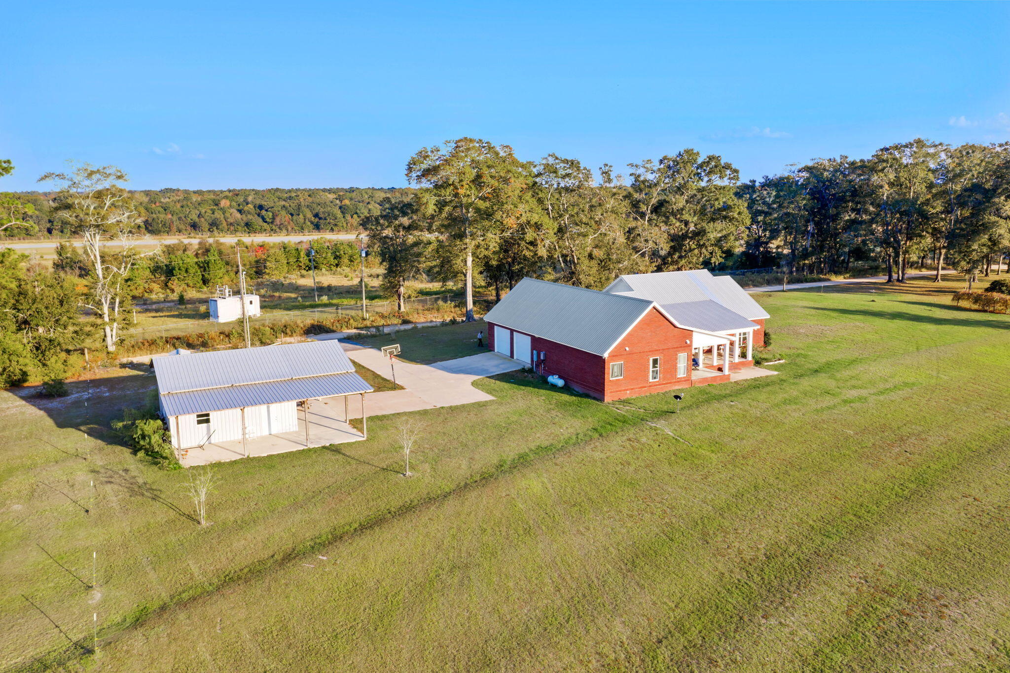 Russ Lake Estates - Residential