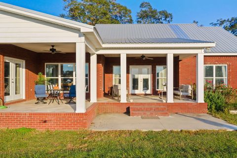 A home in Bonifay