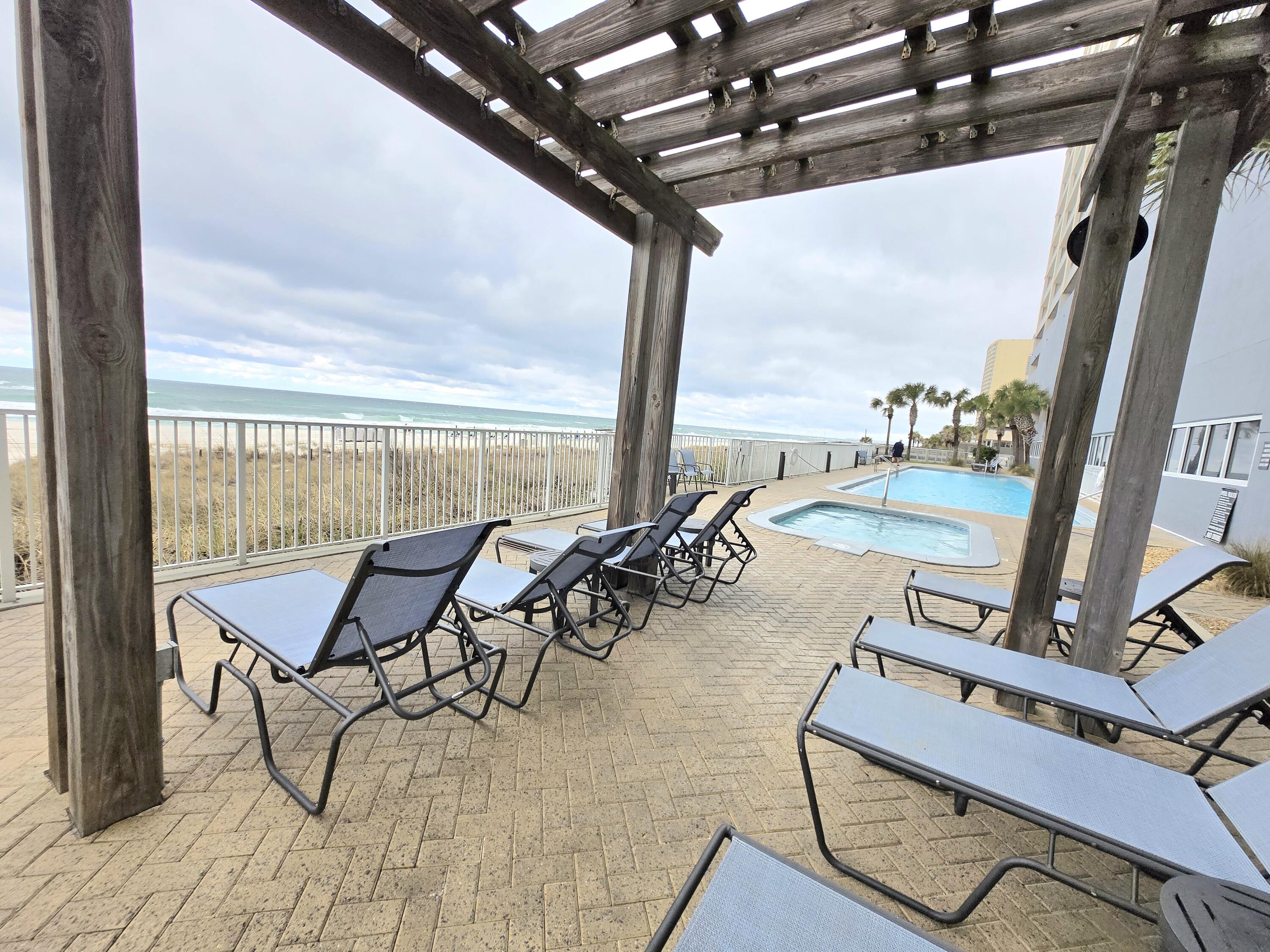OCEAN REEF - Residential