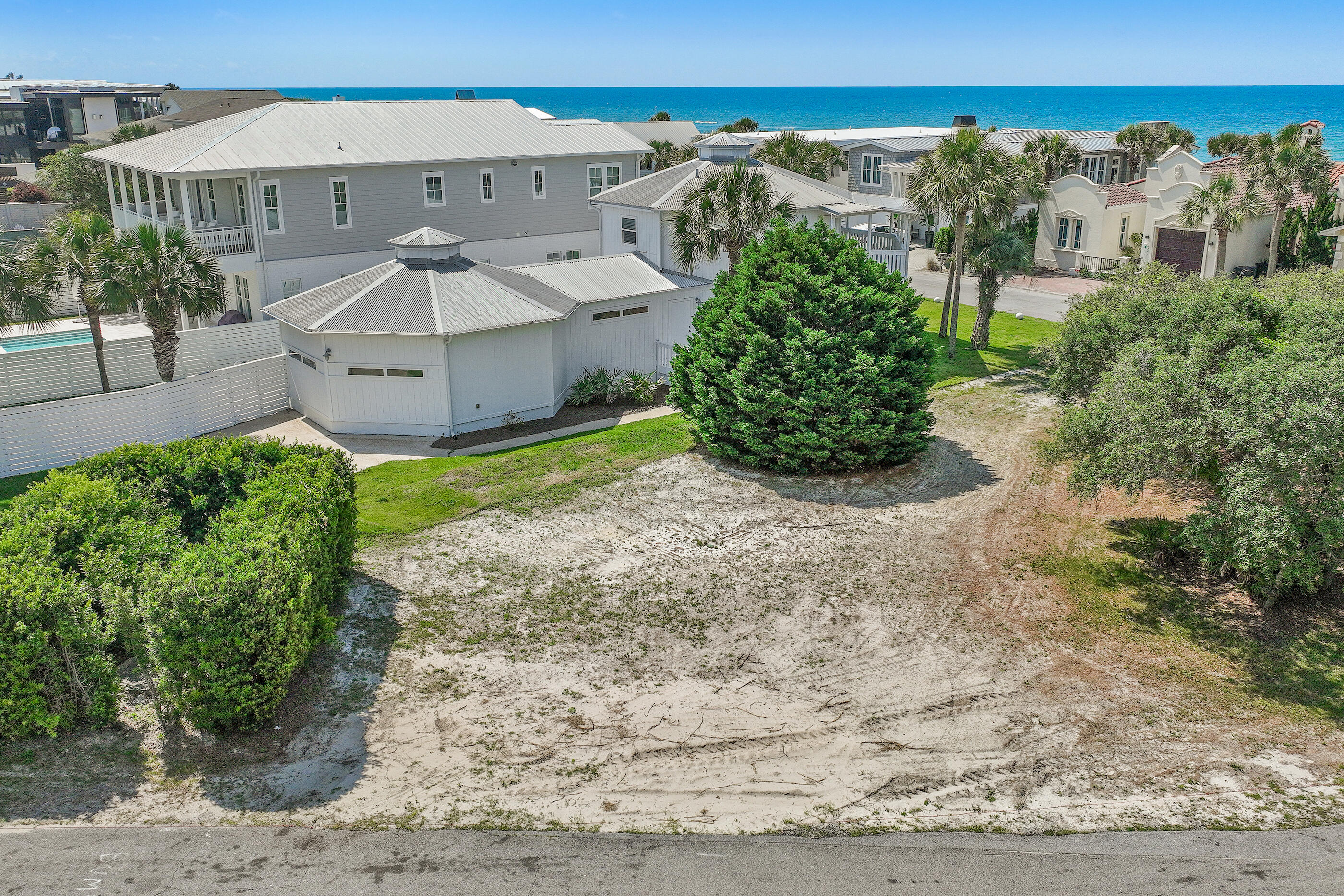 Sand Cliffs - Residential