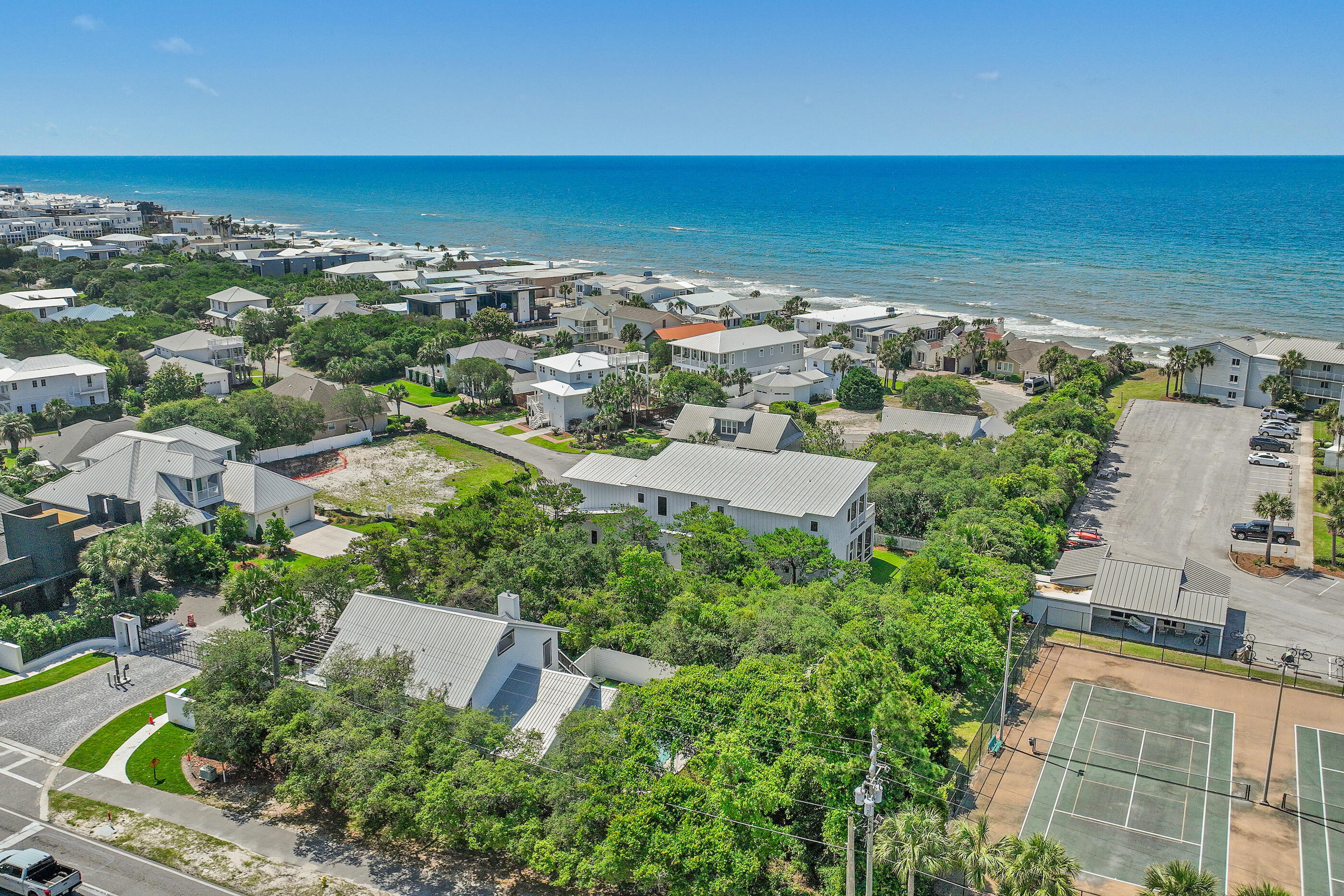 Sand Cliffs - Residential
