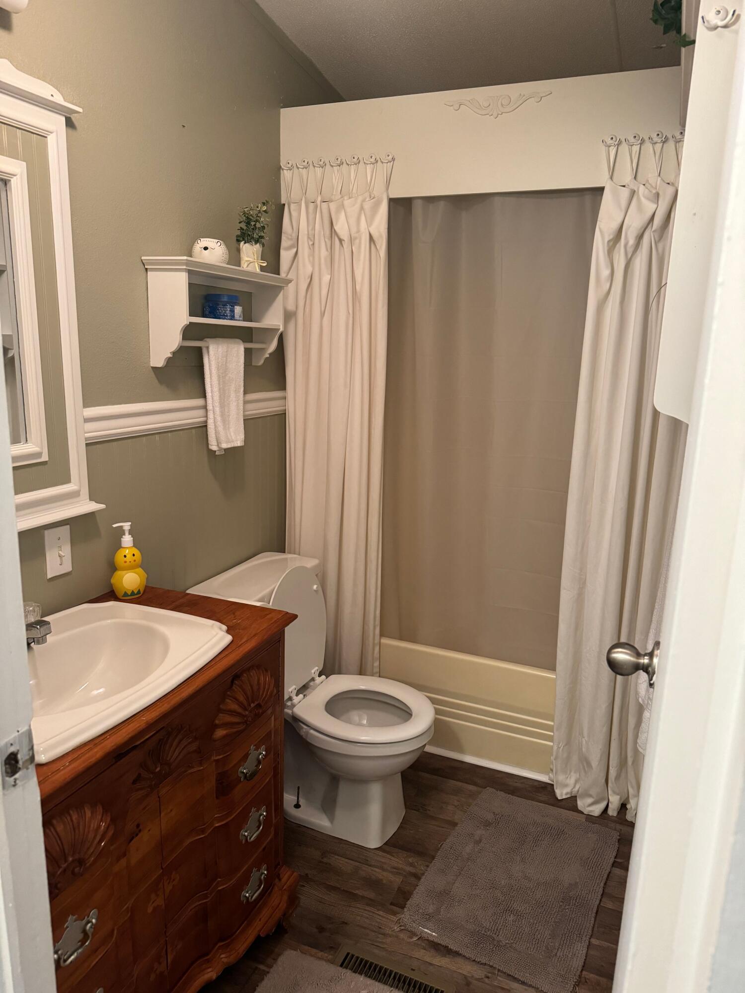 KING LAKE ESTATES - Residential