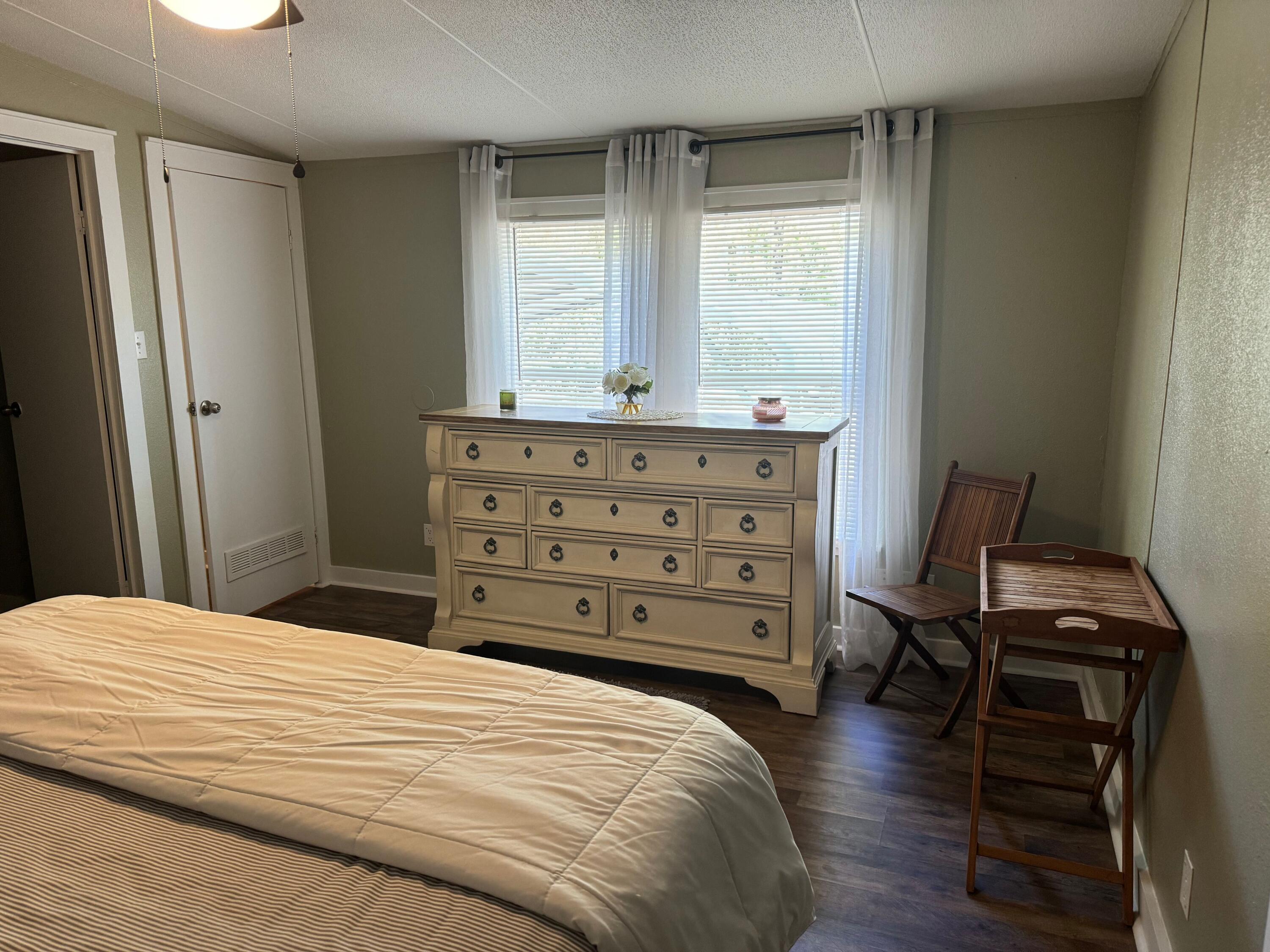 KING LAKE ESTATES - Residential