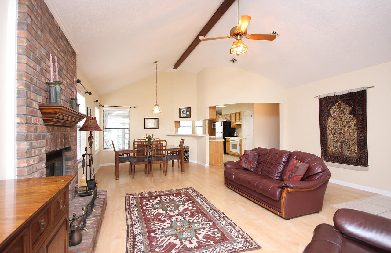 CREEKSIDE 4 - Residential