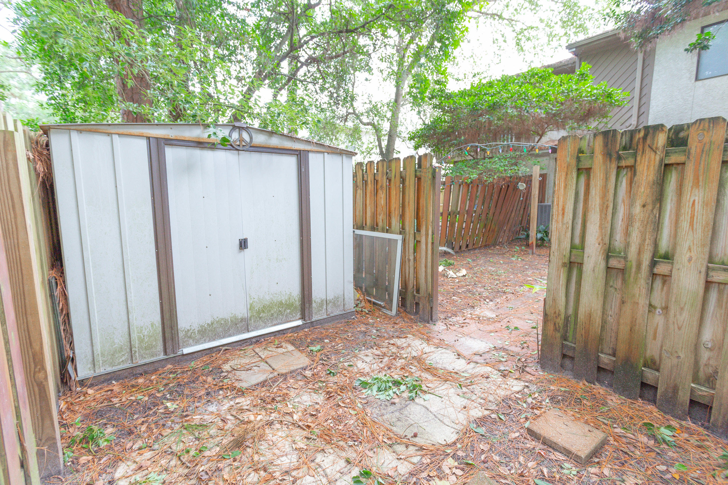 NEW WALTON VILLAGE - Residential