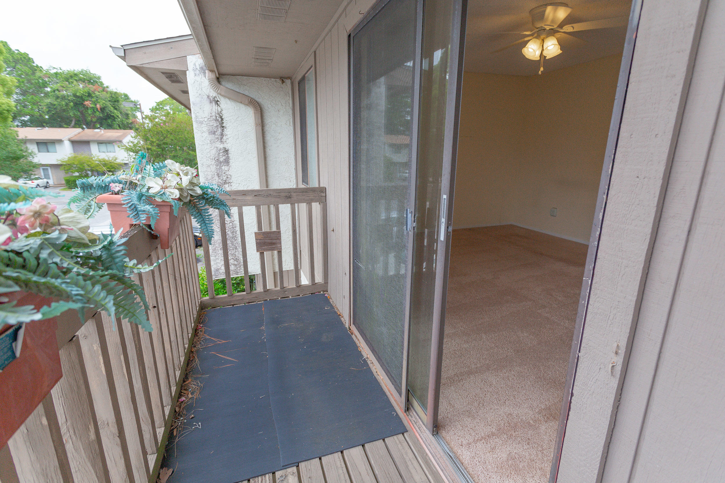 NEW WALTON VILLAGE - Residential