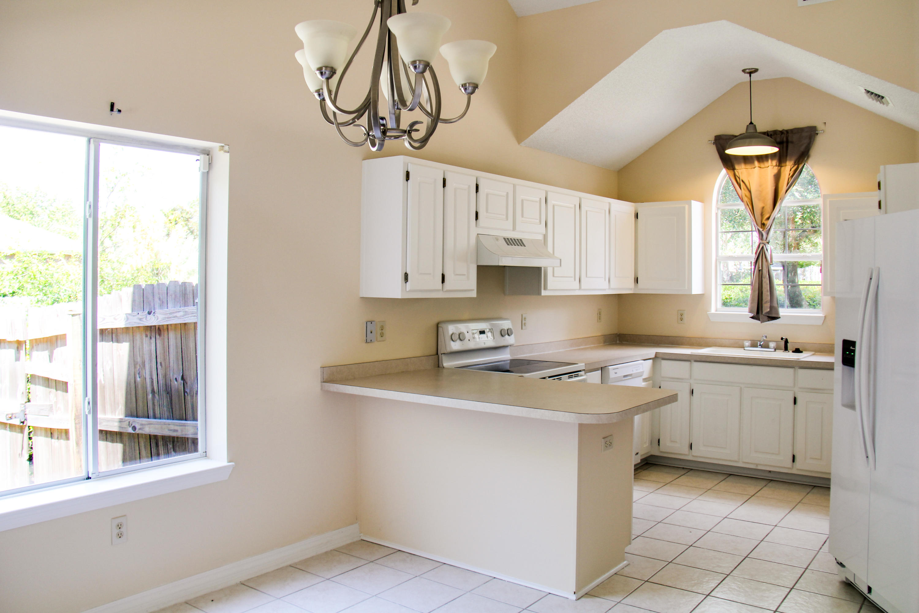 HARBOR BREEZE - Residential