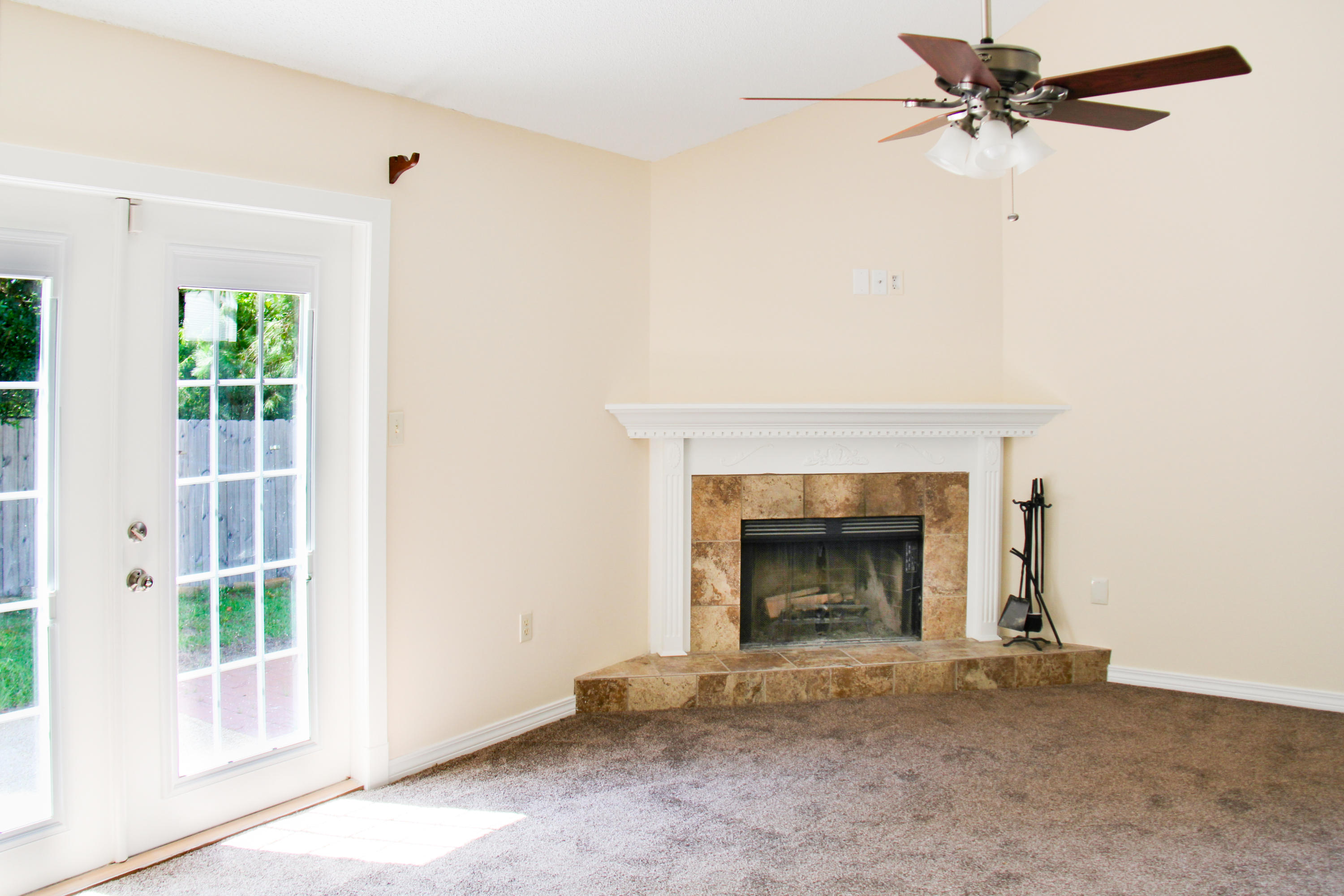 HARBOR BREEZE - Residential