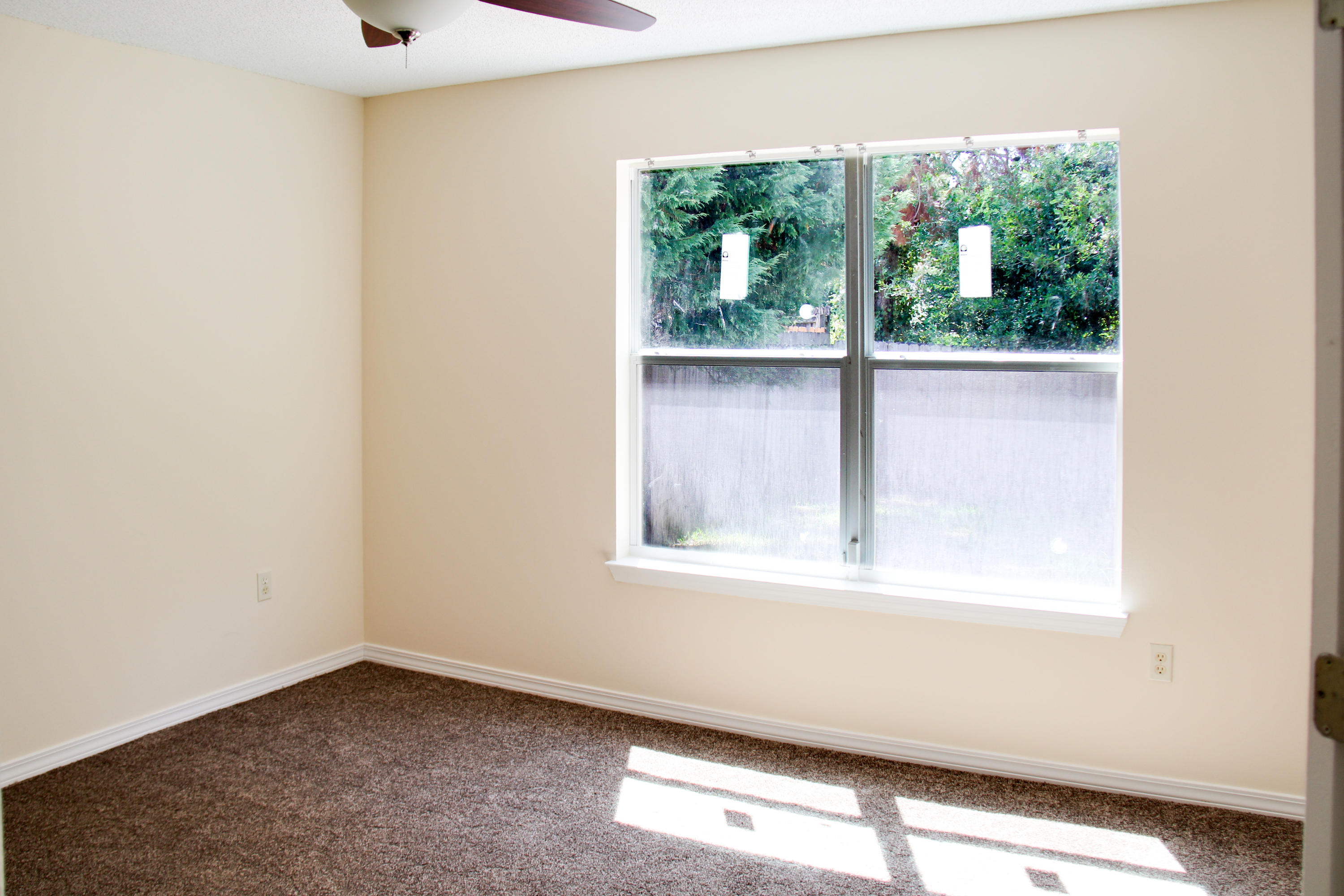 HARBOR BREEZE - Residential