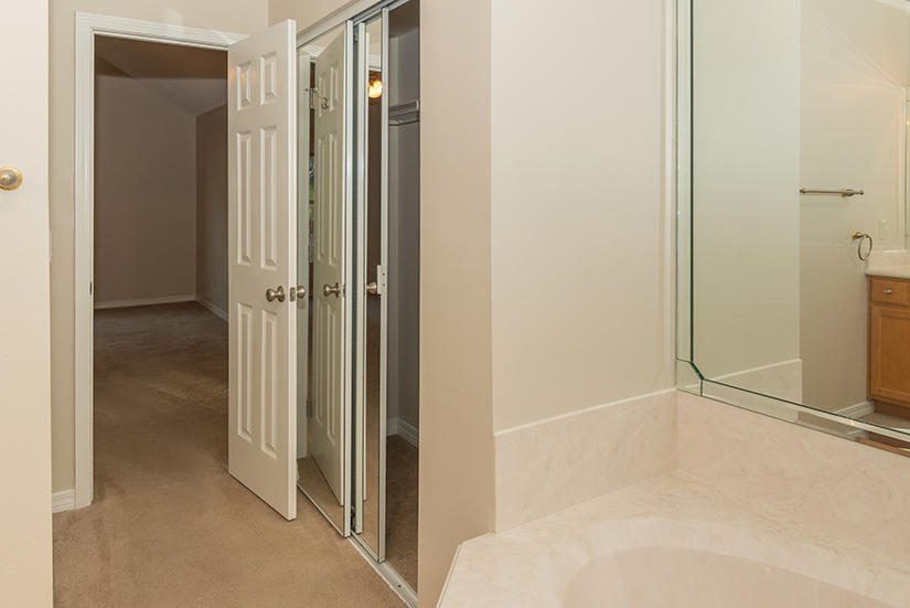 EMERALD POINTE PLAT 3 - Residential Lease