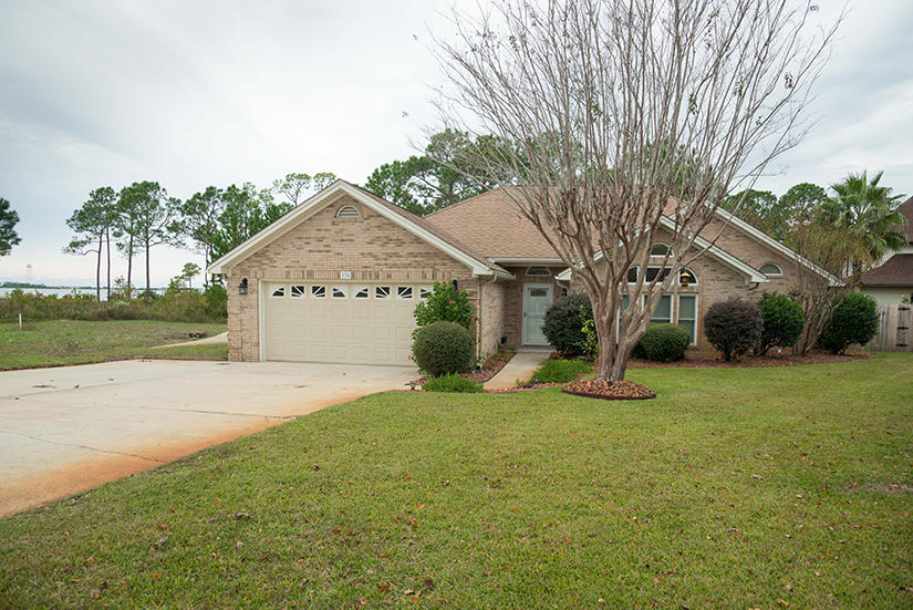 EMERALD POINTE PLAT 3 - Residential Lease