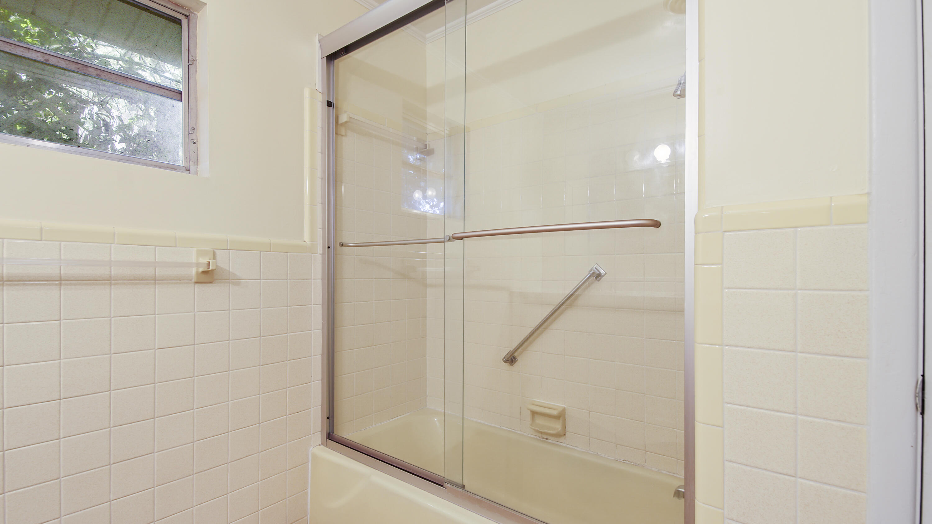 TOWN OF DEFUNIAK SPRINGS - Residential