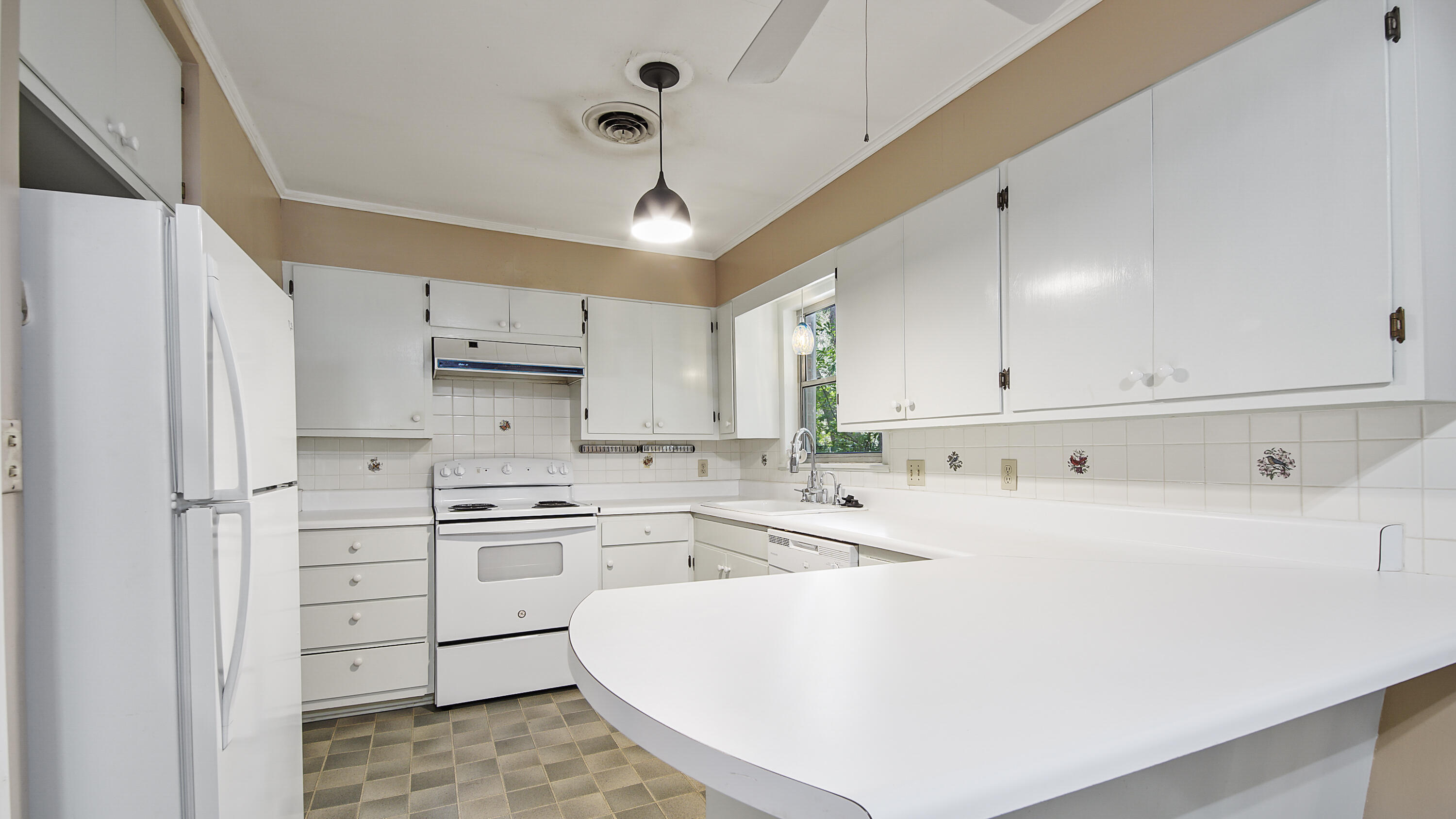 TOWN OF DEFUNIAK SPRINGS - Residential