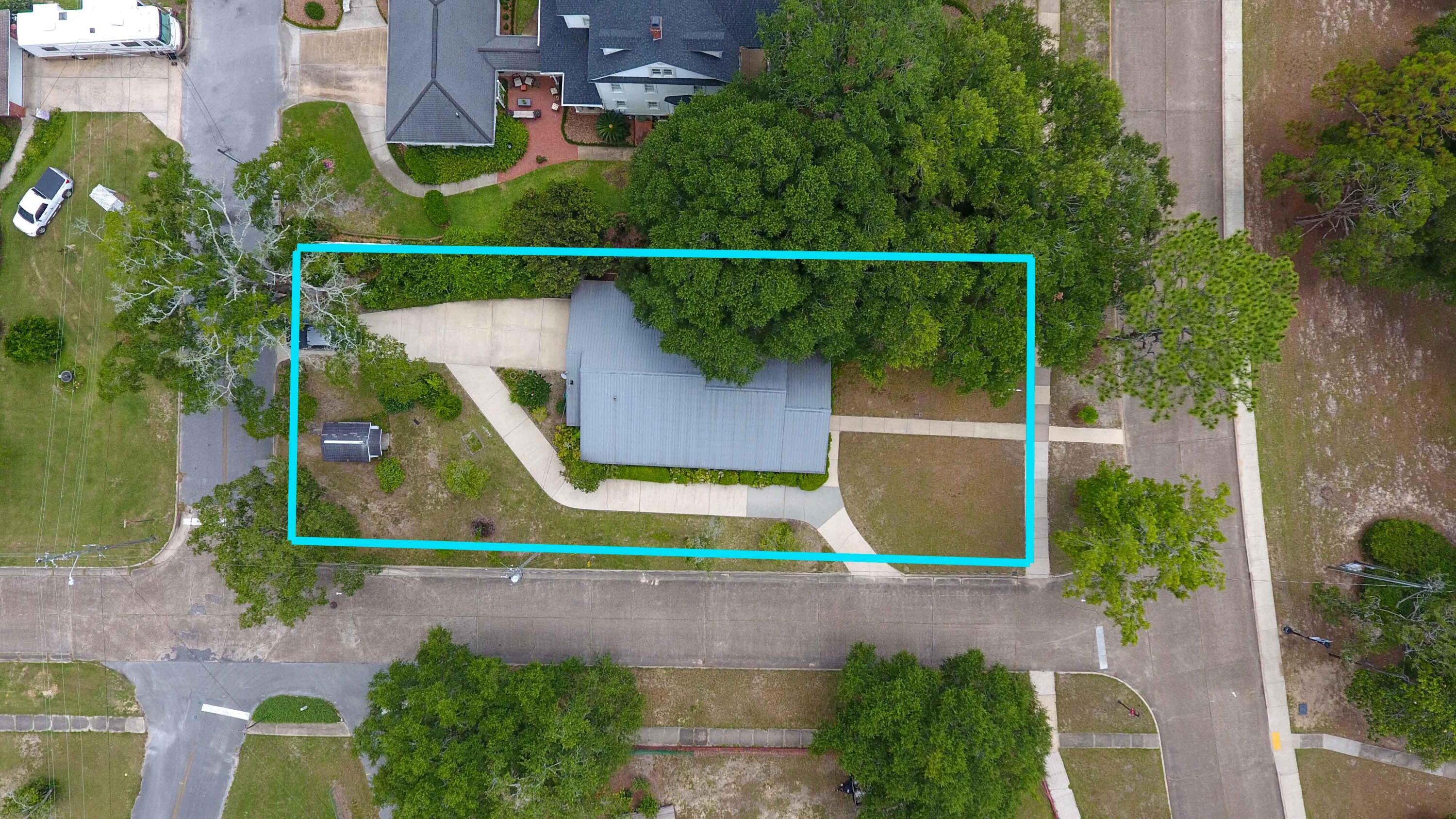 TOWN OF DEFUNIAK SPRINGS - Residential