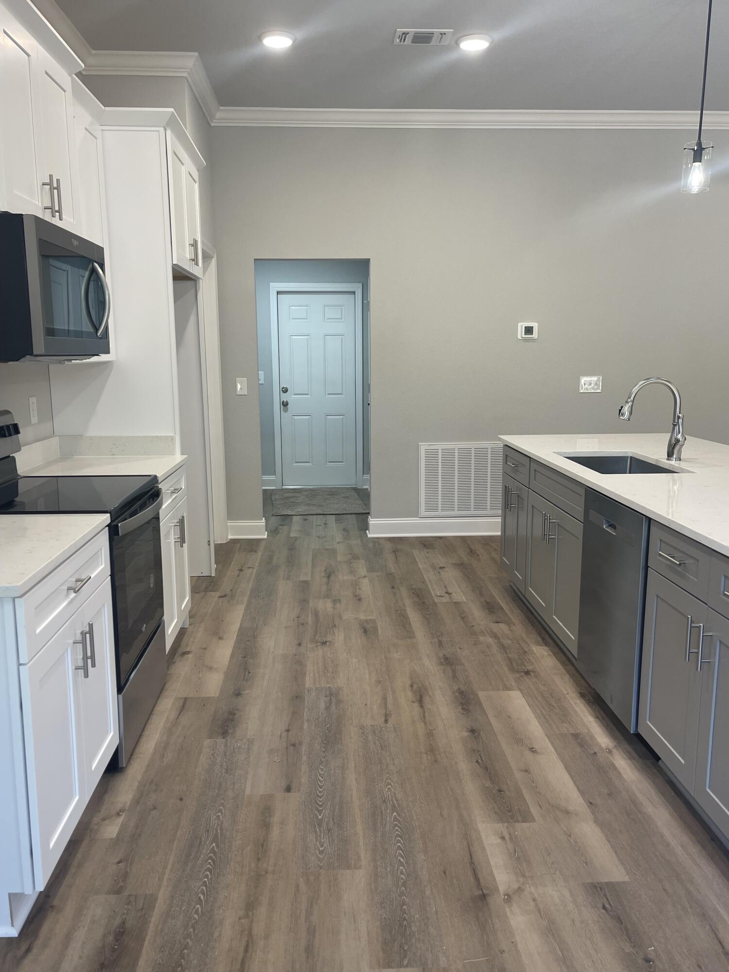 SEROSA ESTATES - Residential