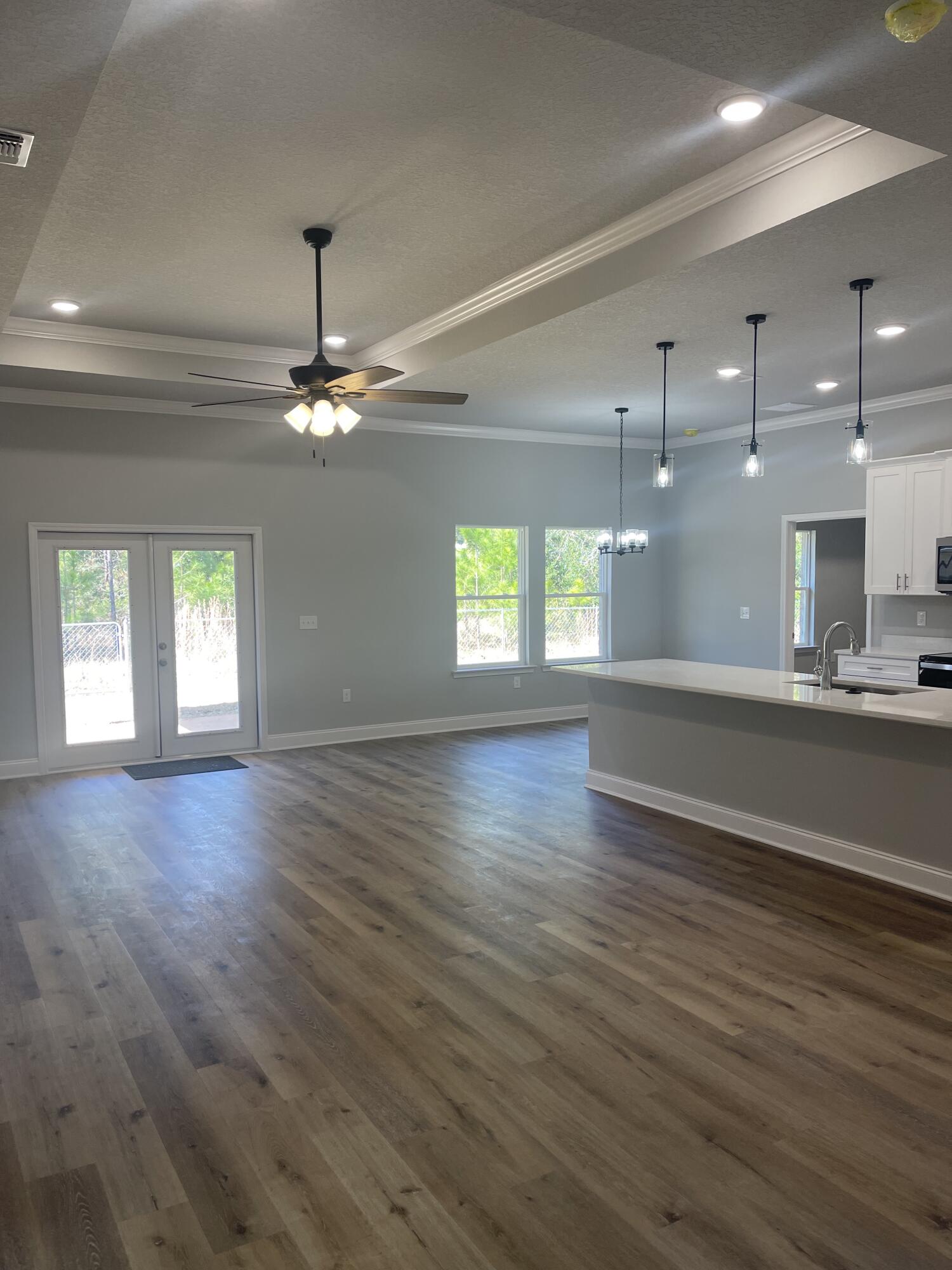 SEROSA ESTATES - Residential