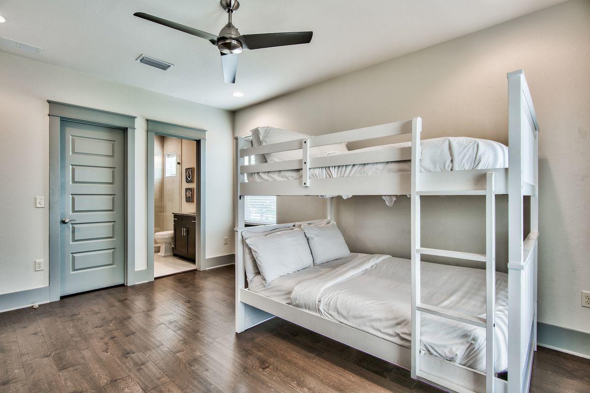 FRANGISTA BEACH - Residential