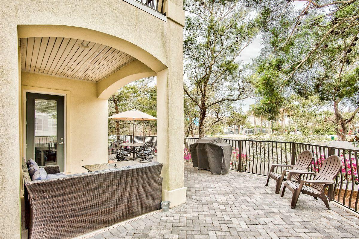 FRANGISTA BEACH - Residential