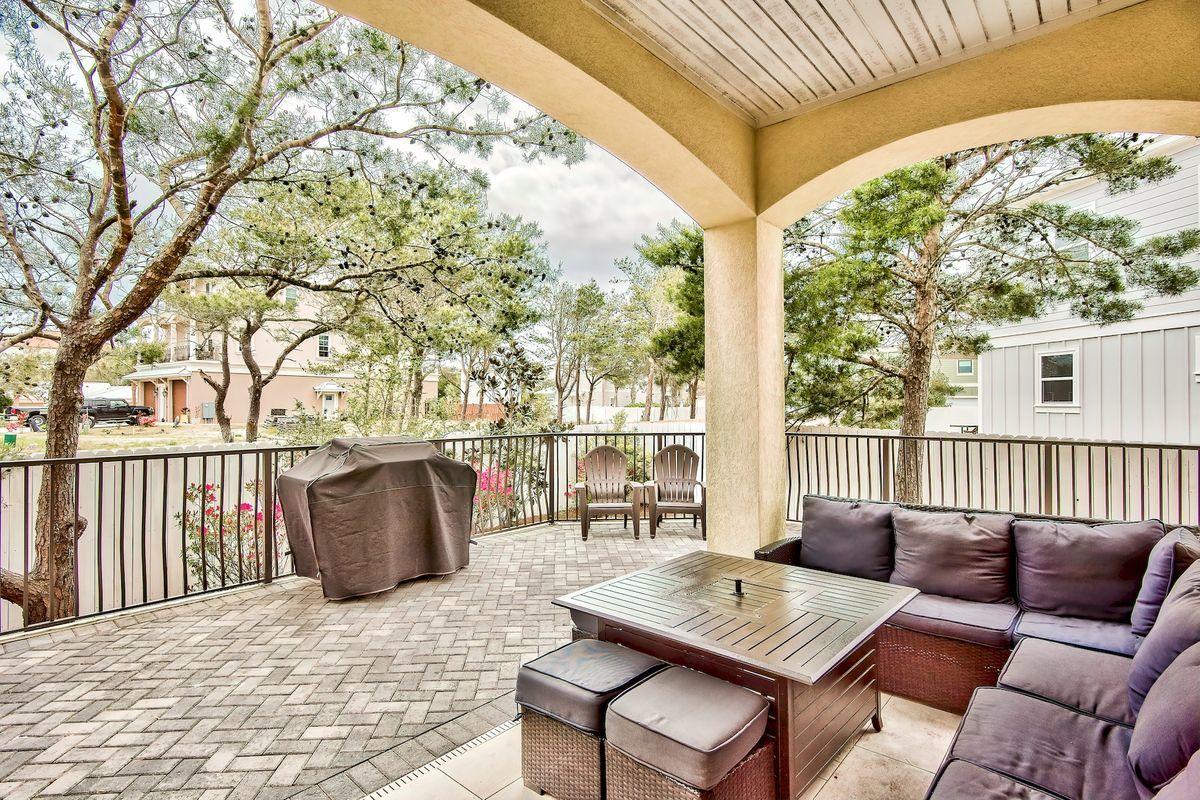 FRANGISTA BEACH - Residential