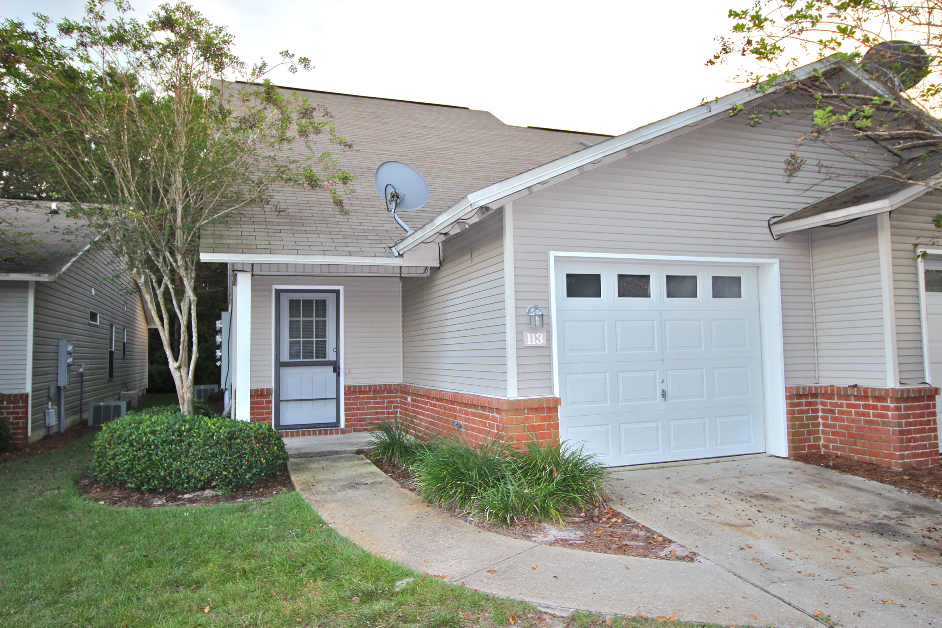 ESCADA - Residential