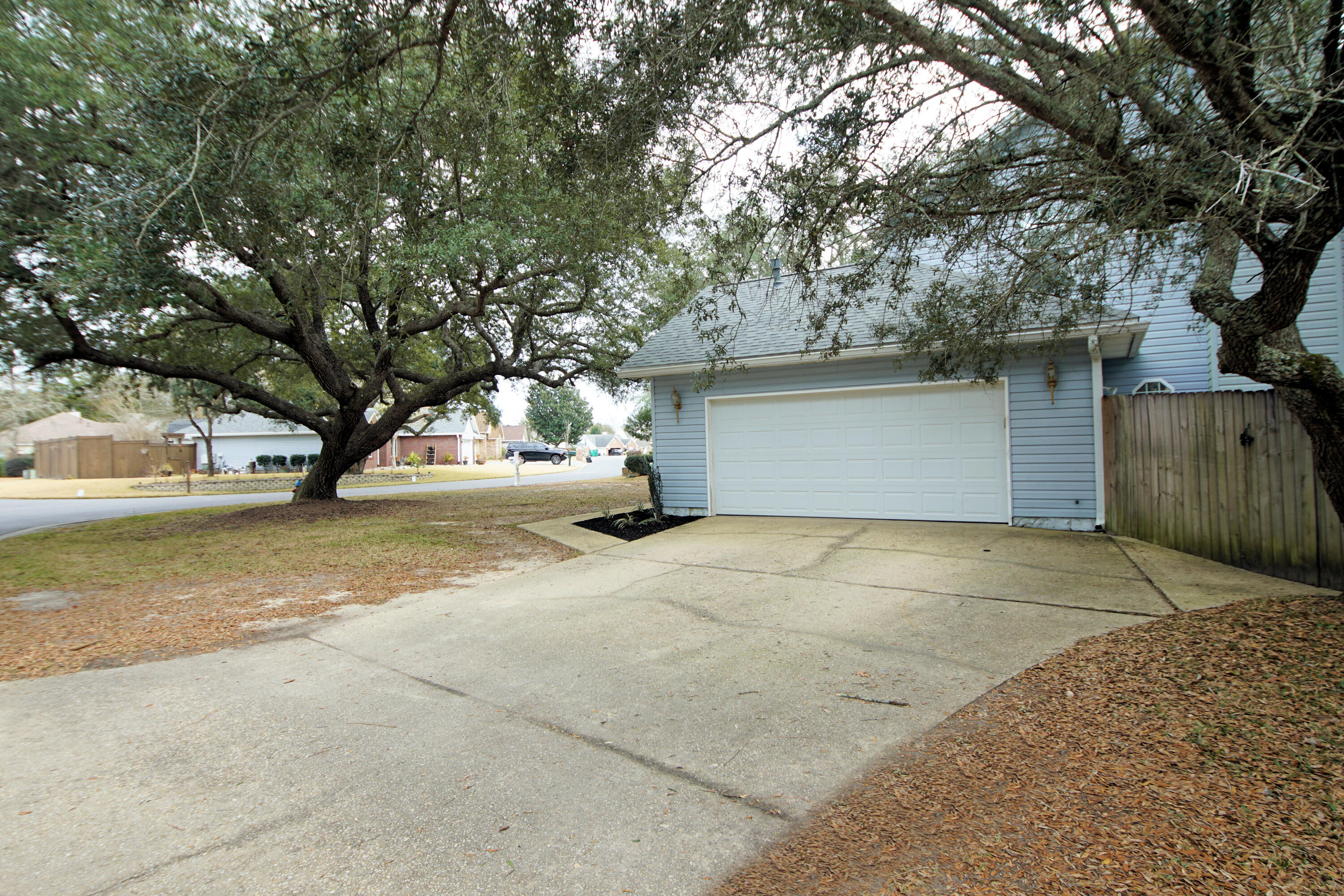 PARKWOOD PLACE AT BLUEWATER BAY - Residential