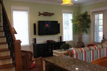 BUNGALOS AT SANDESTIN - Residential