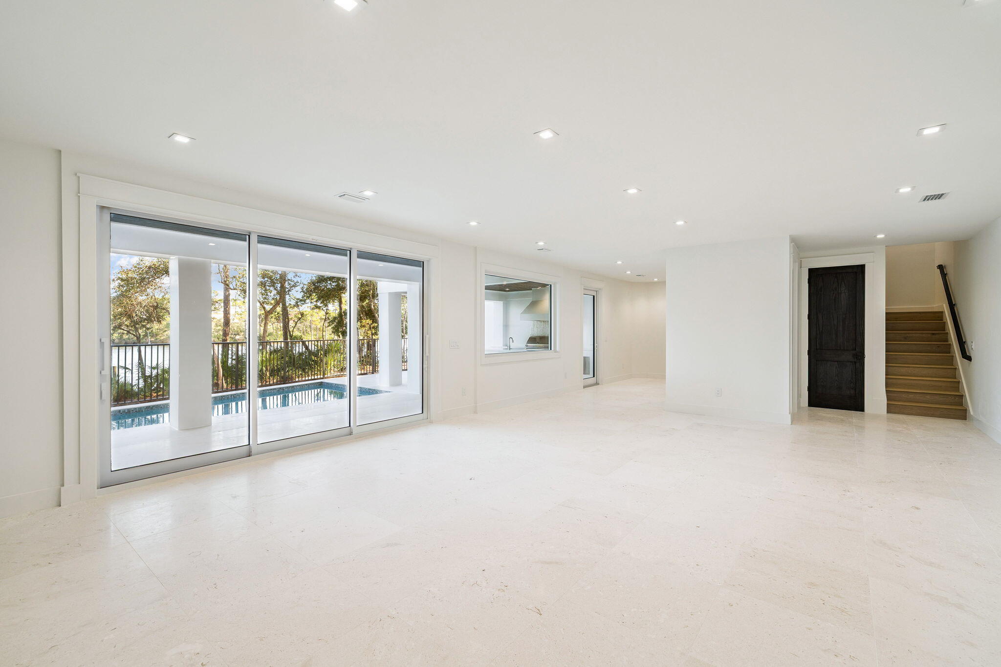 LAKE SHORE ESTATES - Residential