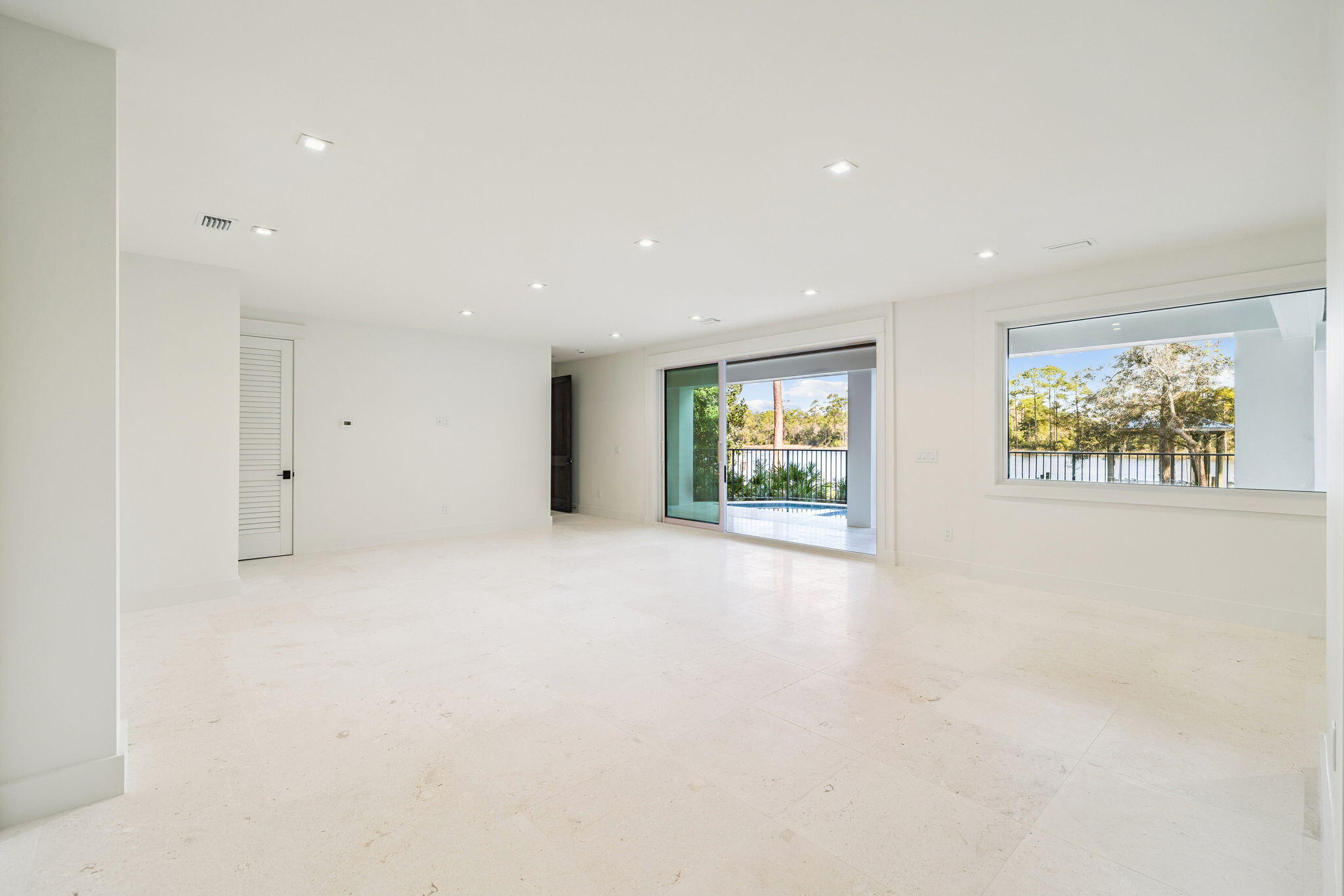 LAKE SHORE ESTATES - Residential