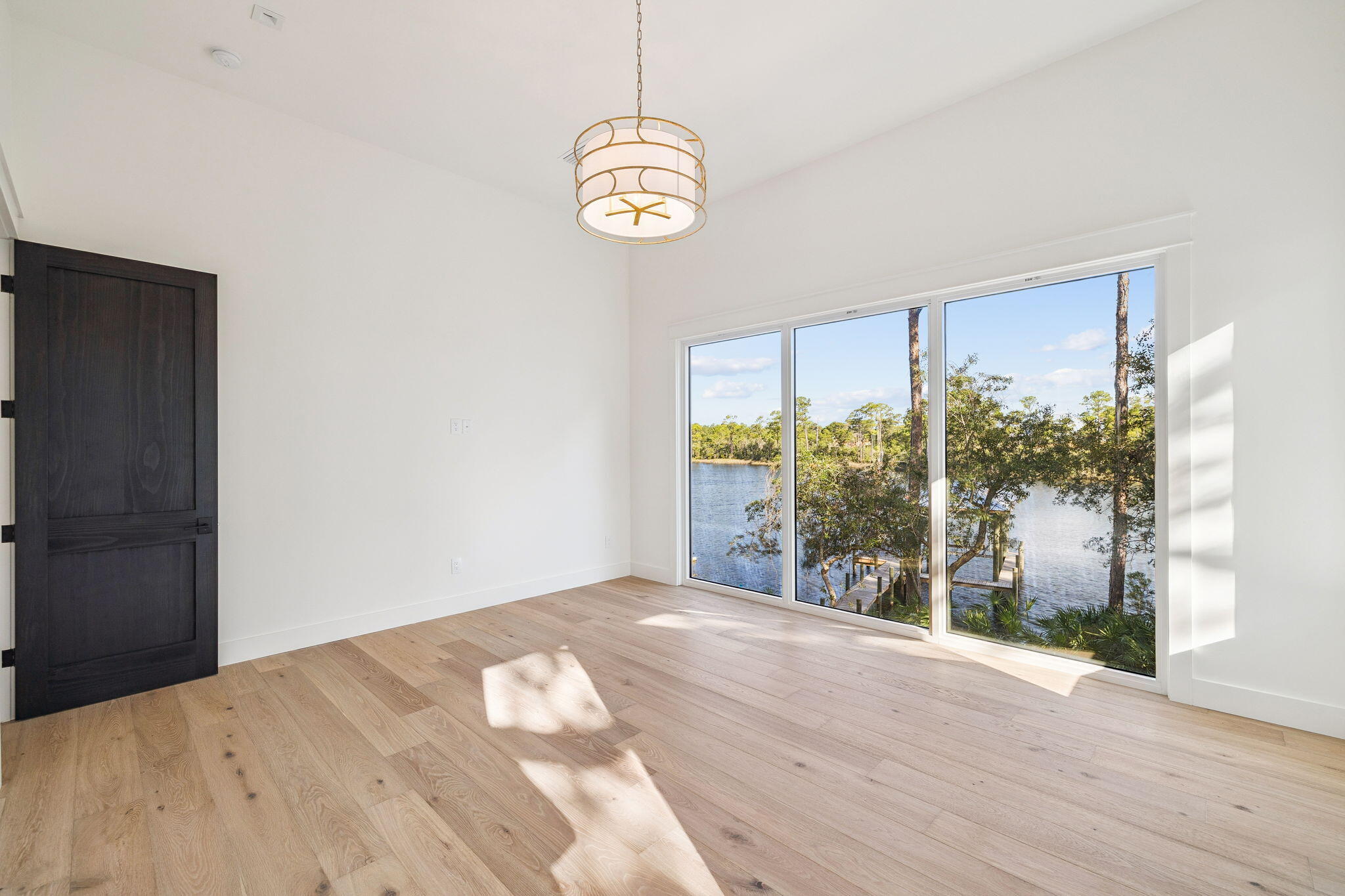 LAKE SHORE ESTATES - Residential