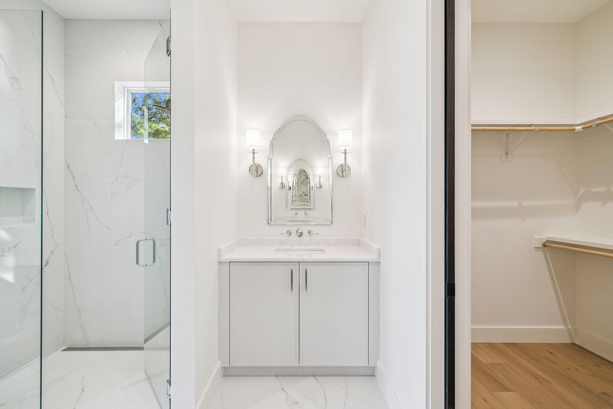 LAKE SHORE ESTATES - Residential