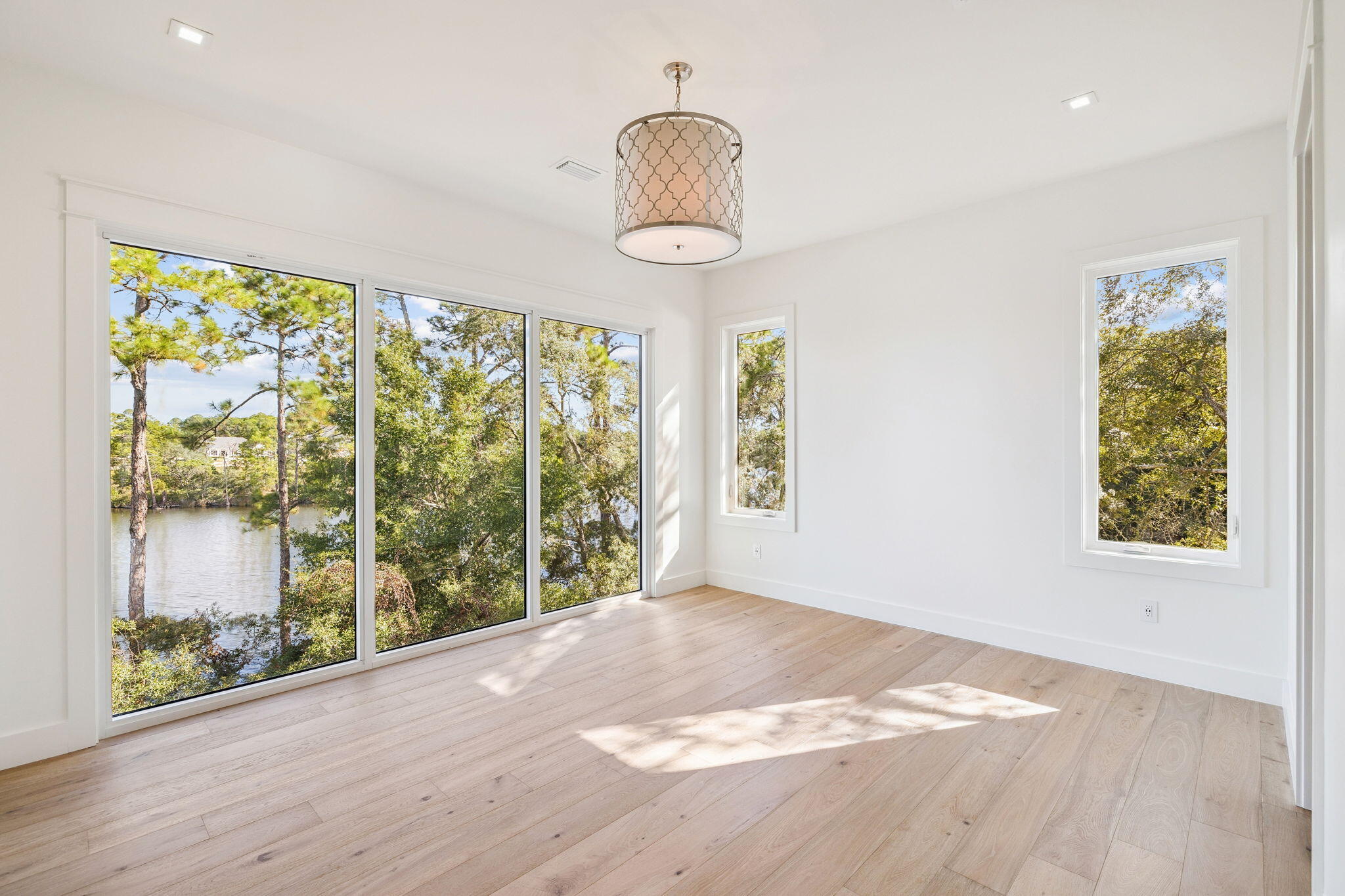 LAKE SHORE ESTATES - Residential